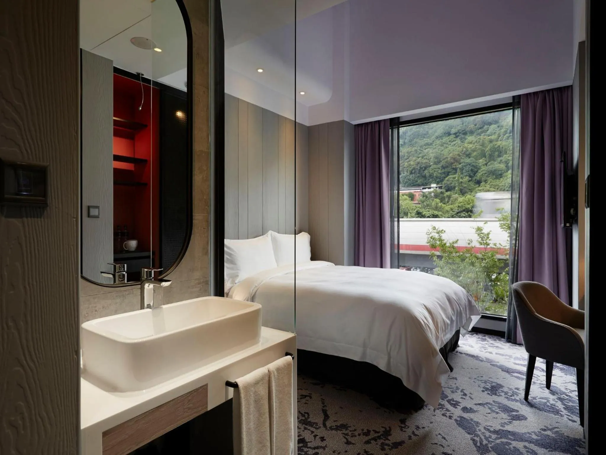 Photo of the whole room, Bed in Tango Inn Taipei Jihe