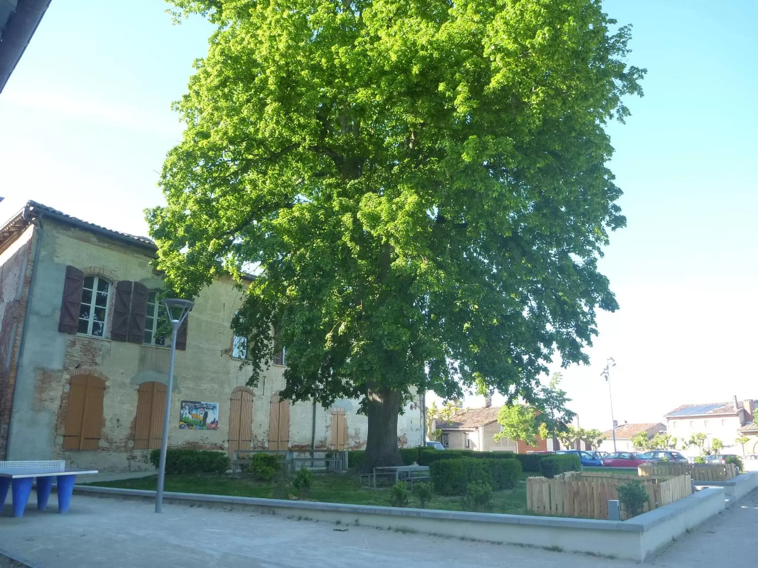 Nearby landmark, Property Building in Au coeur de Montastruc-la-Conseillère - Chambres d'hôtes