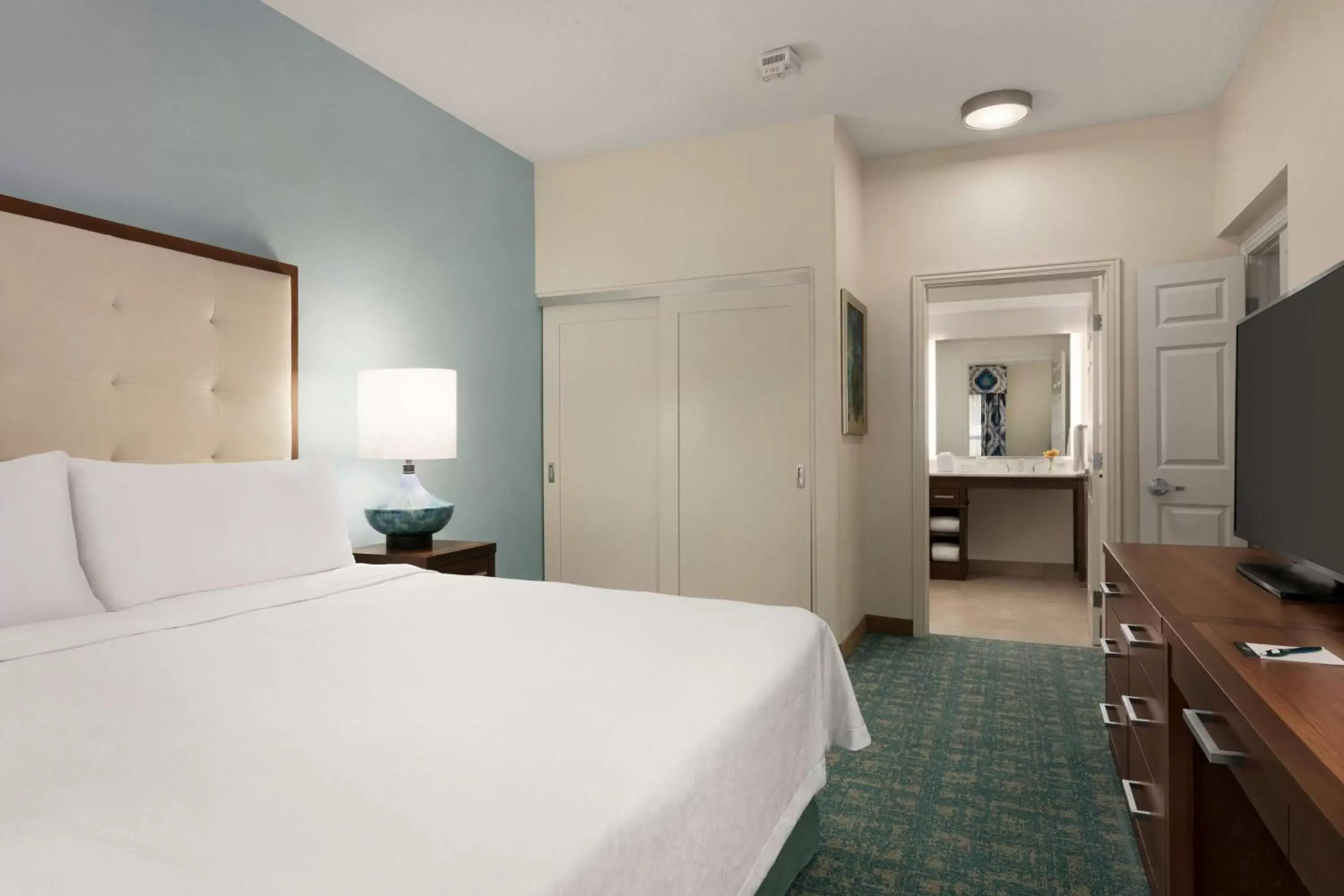 Bedroom, Bed in Homewood Suites by Hilton Fort Myers