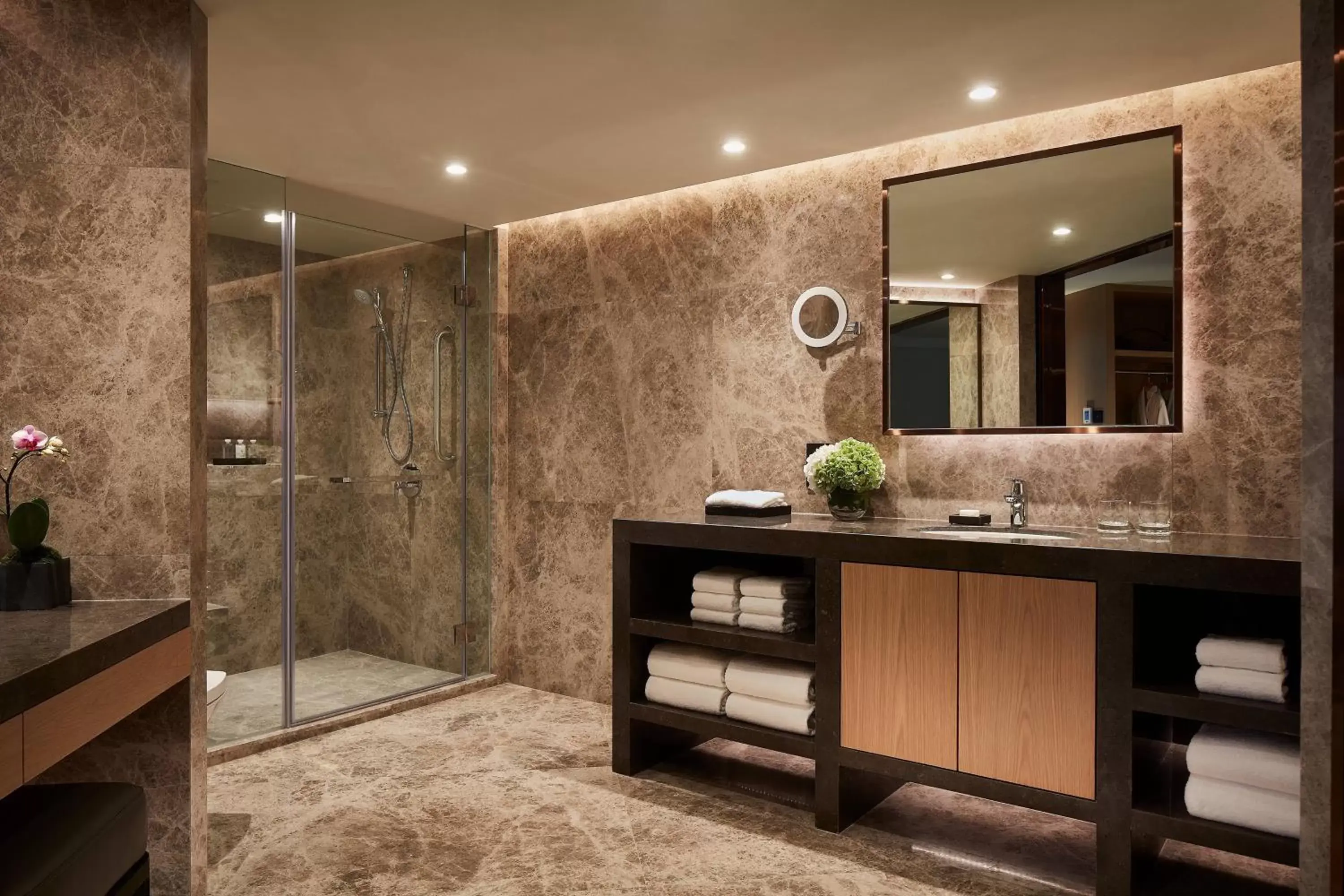 Bathroom in JW Marriott Hotel Hong Kong