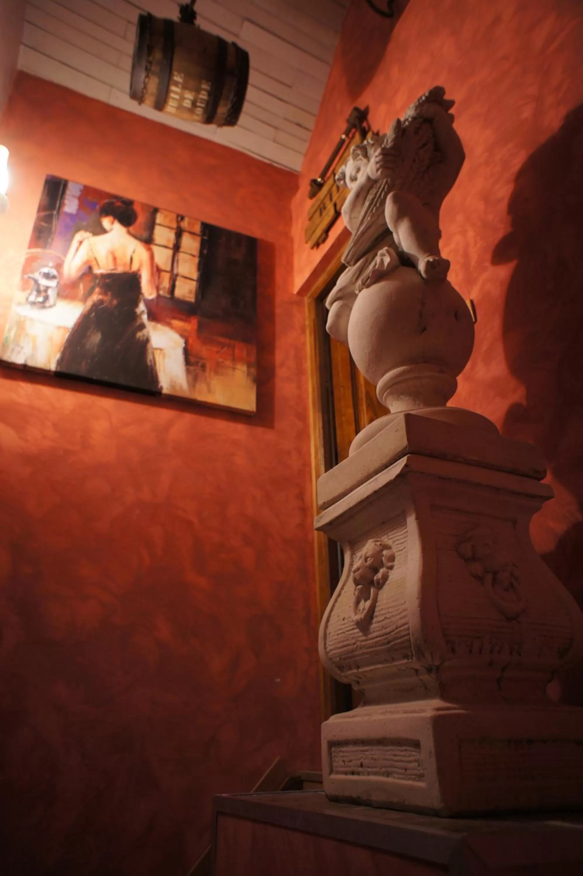 Decorative detail in Aux Logis de la Solre