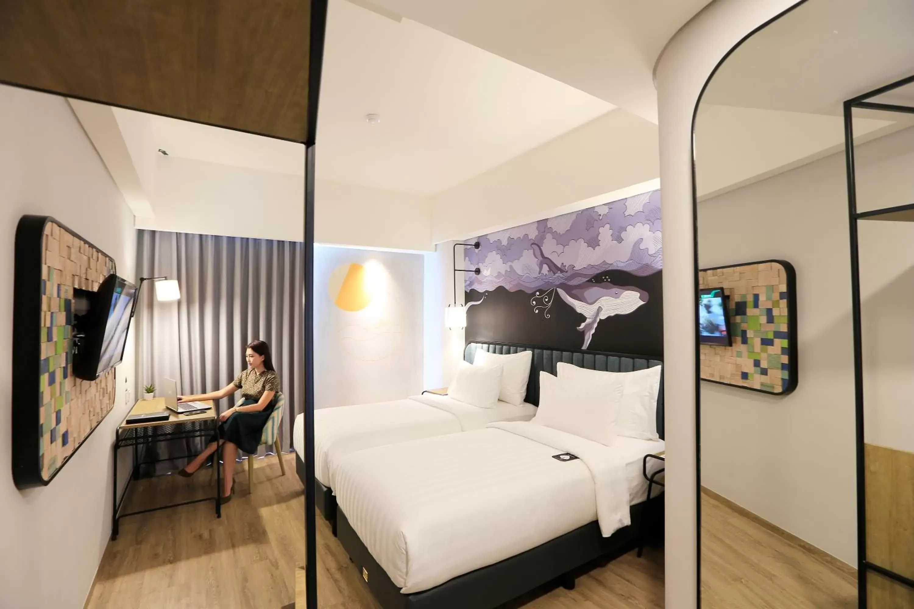 Bedroom, Bed in Luminor Hotel Purwokerto By WH