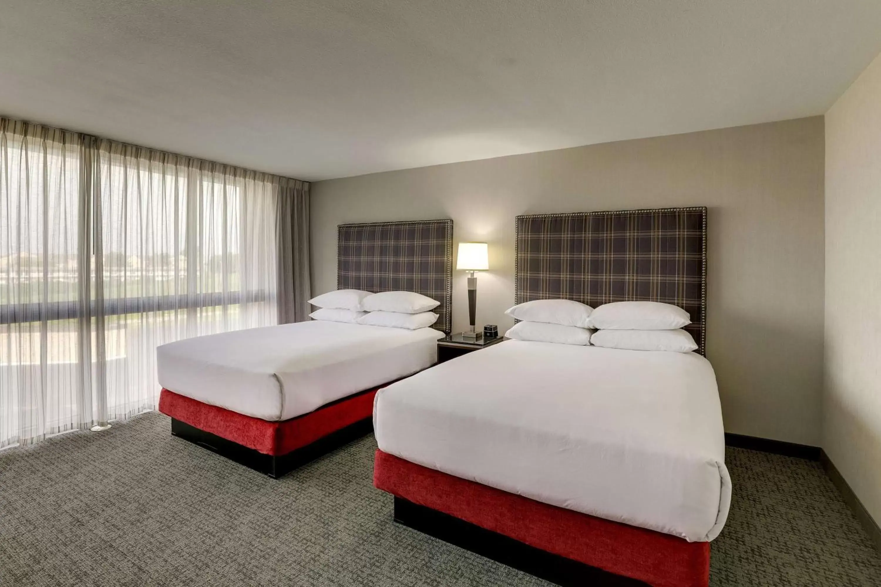 Bedroom, Bed in Drury Inn & Suites St Joseph