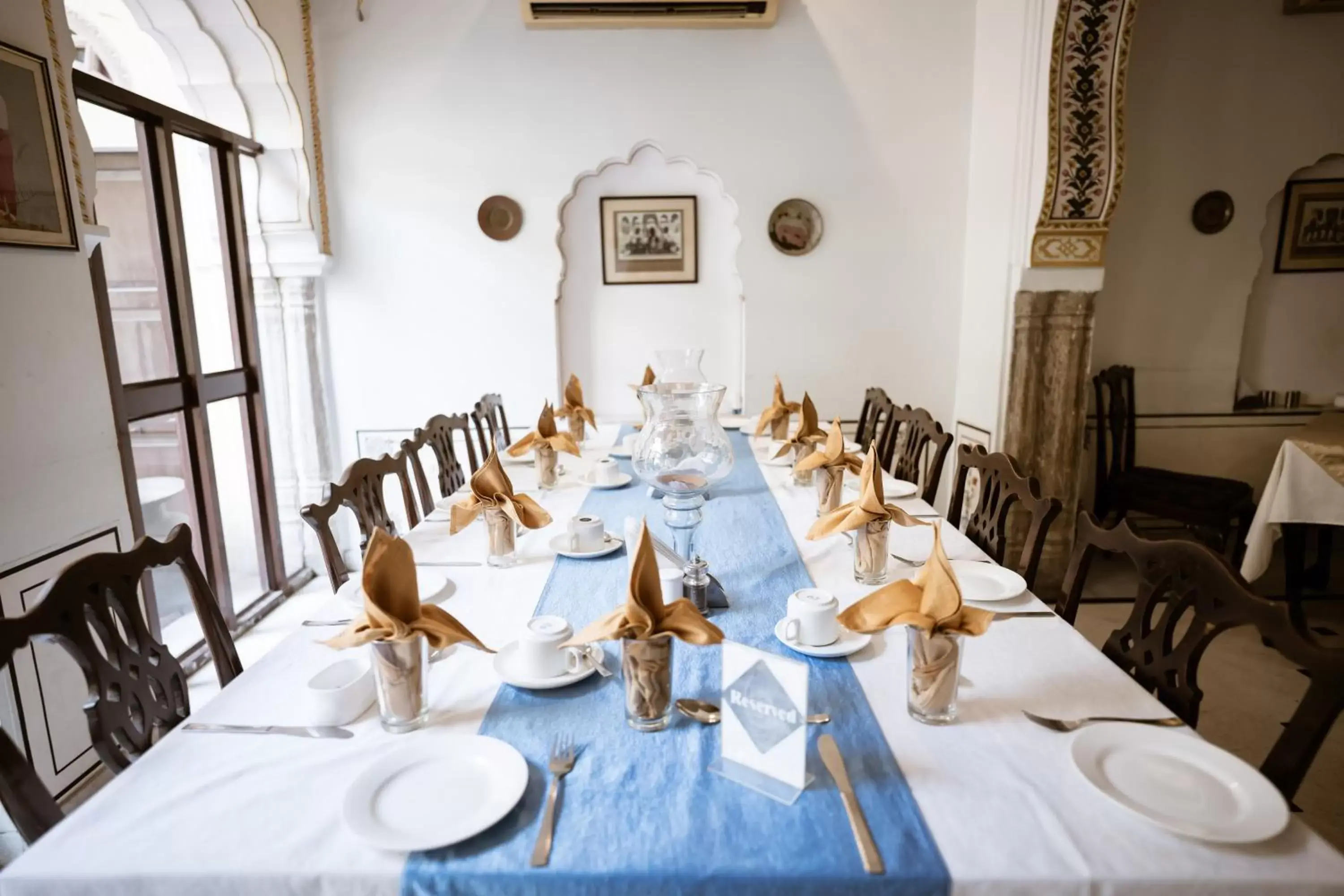 Restaurant/Places to Eat in Khandela Haveli - a Boutique Heritage Hotel