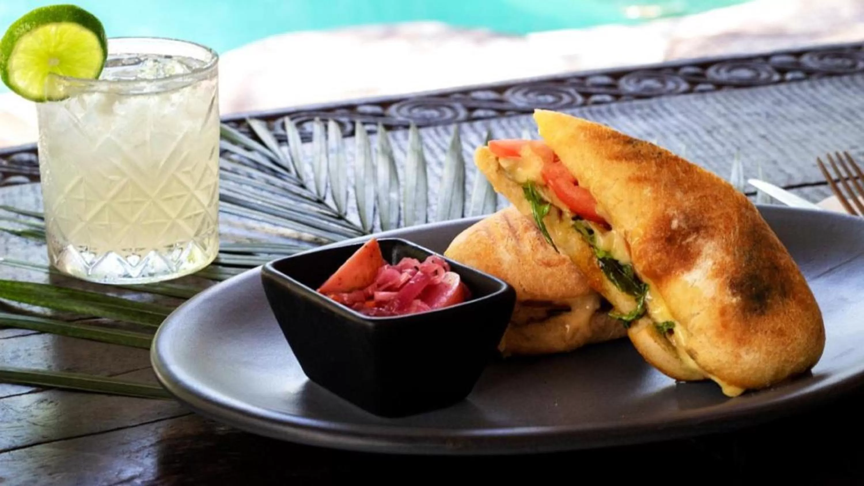 Restaurant/places to eat in Una Vida