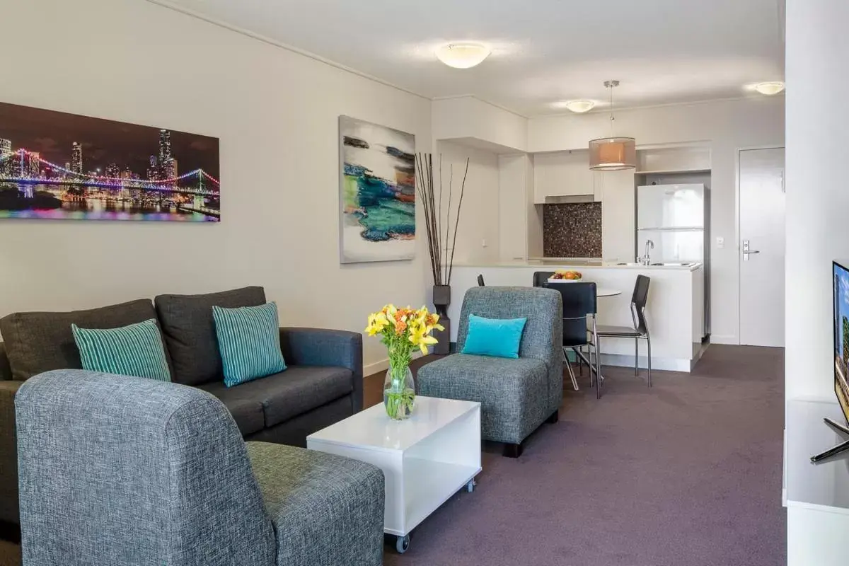 Living room, Seating Area in Evolution Apartments