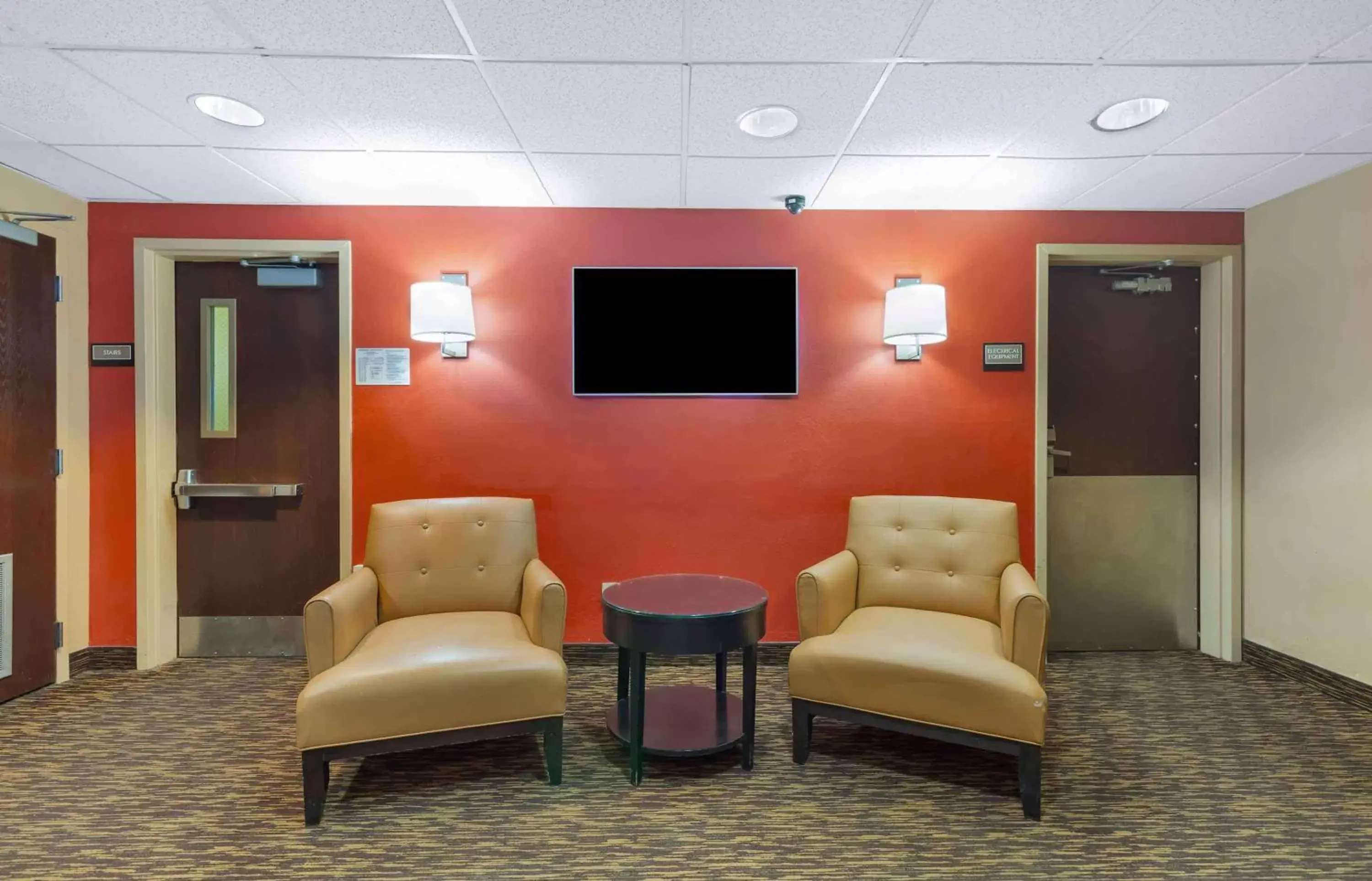 Lobby or reception, Seating Area in Extended Stay America Suites - Baltimore - BWI Airport - Aero Dr