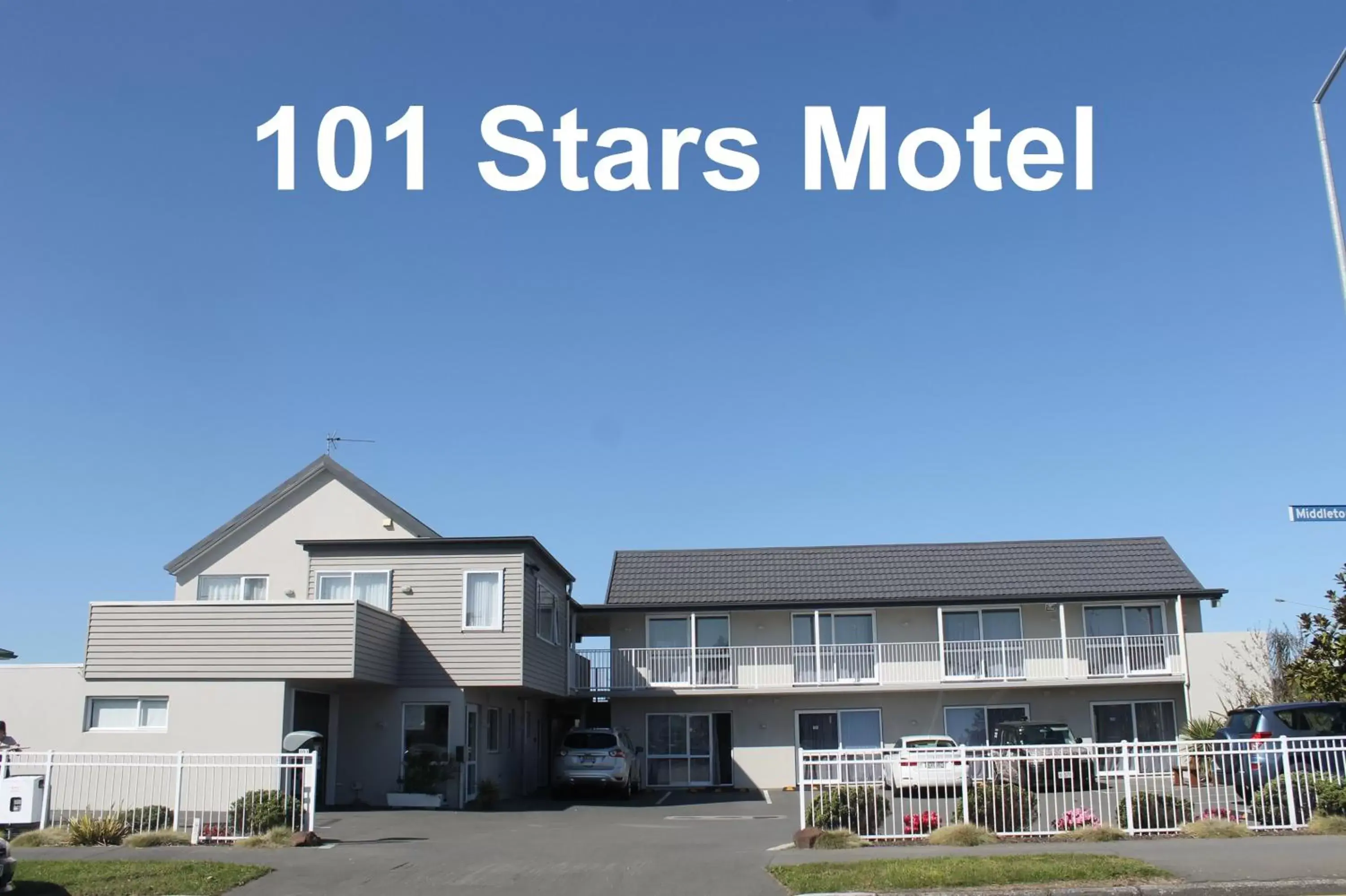 Property Building in 101 Stars Motel