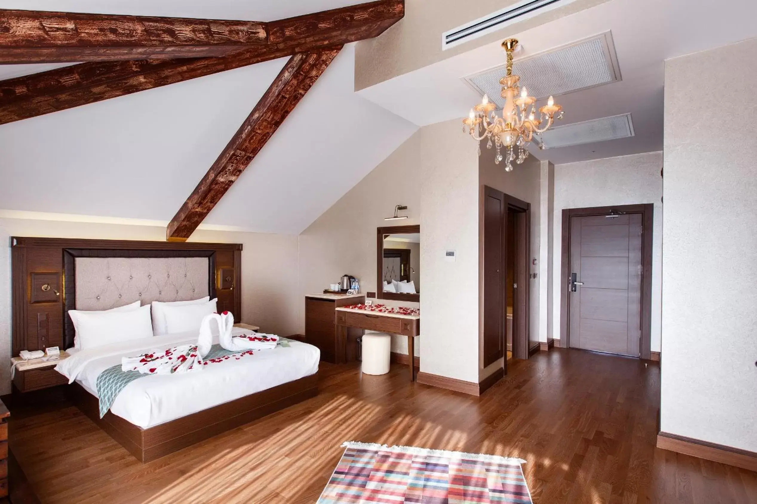Bathroom, Bed in Sera Lake Resort Hotel Spa & Aparts