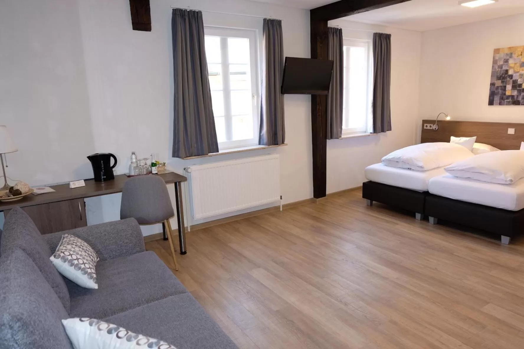 Photo of the whole room, Bed in Gästehaus zur Sonne