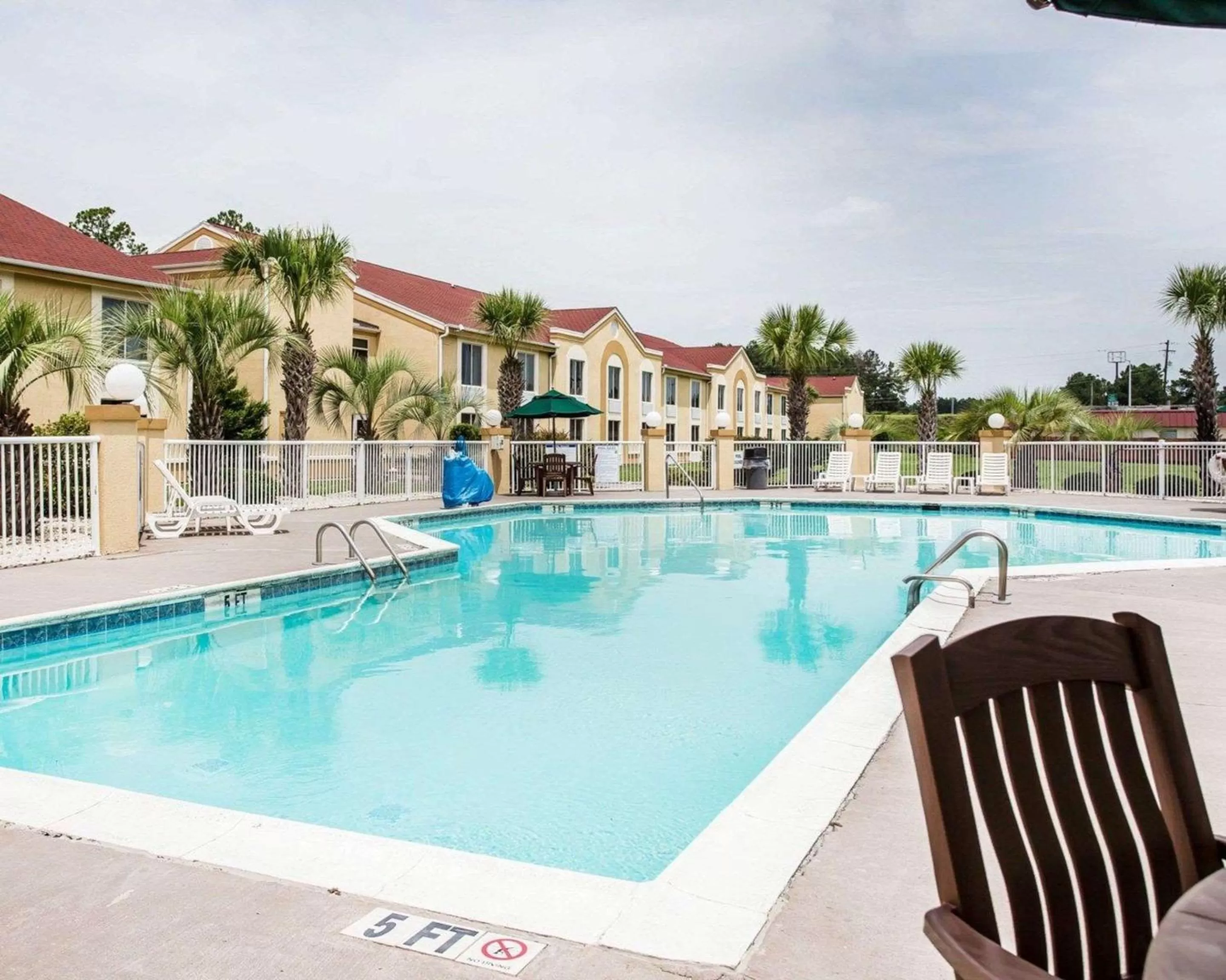 On site in Comfort Inn & Suites Walterboro I-95