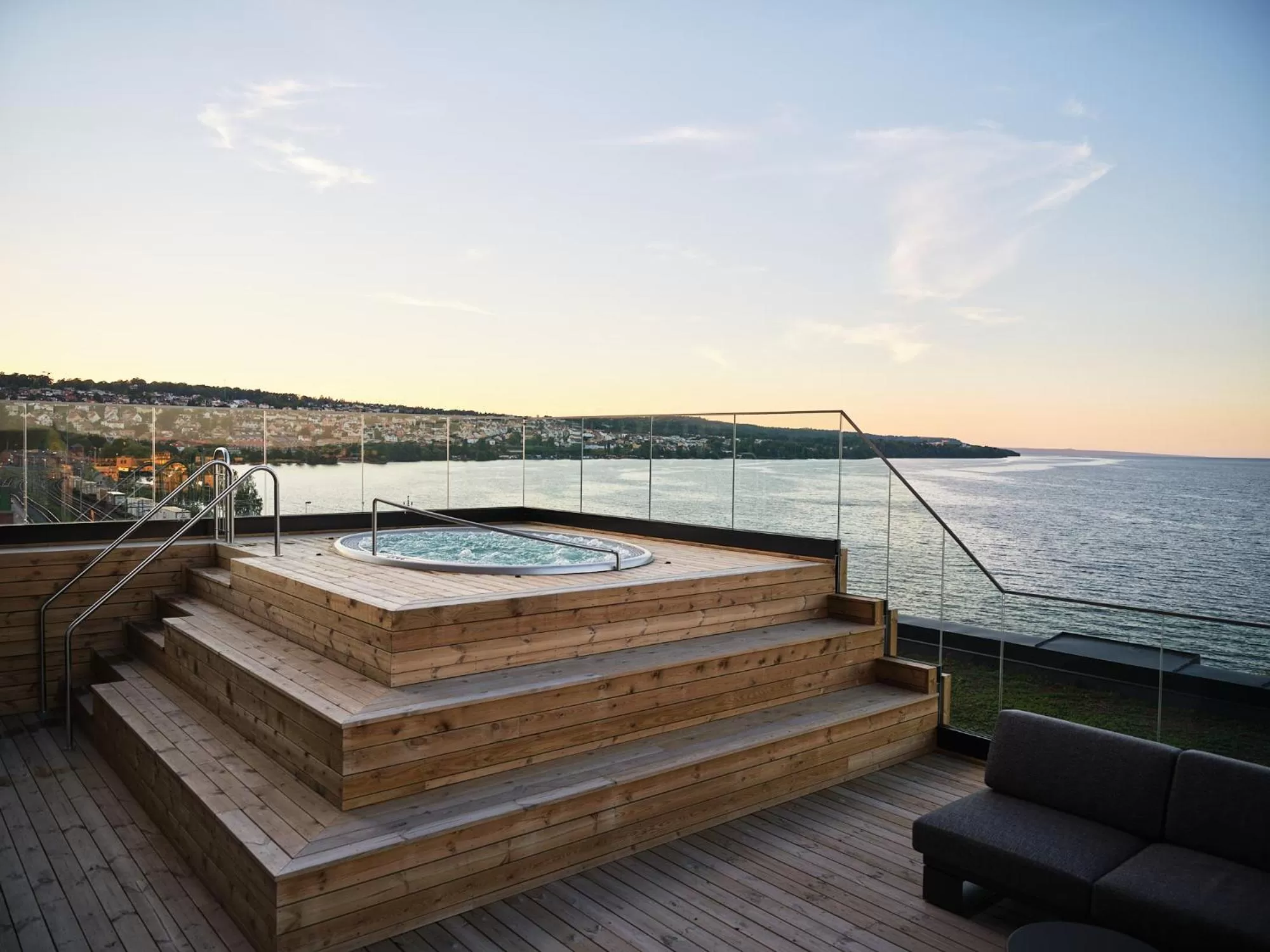 Hot Tub in Quality Hotel Match