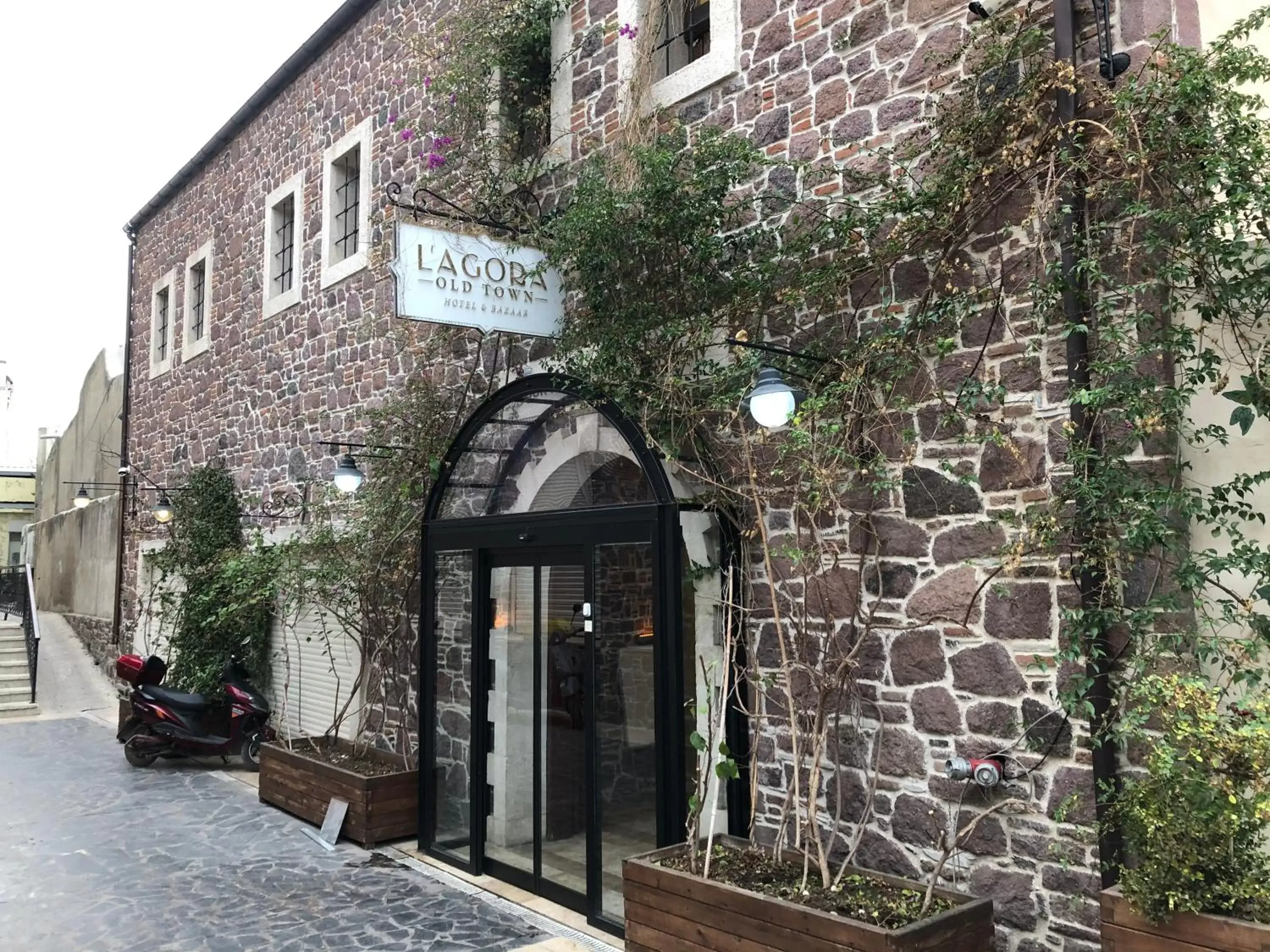 Facade/entrance in L'Agora Old Town Hotel & Bazaar Facade/entrance in L'Agora Old Town Hotel & Bazaar