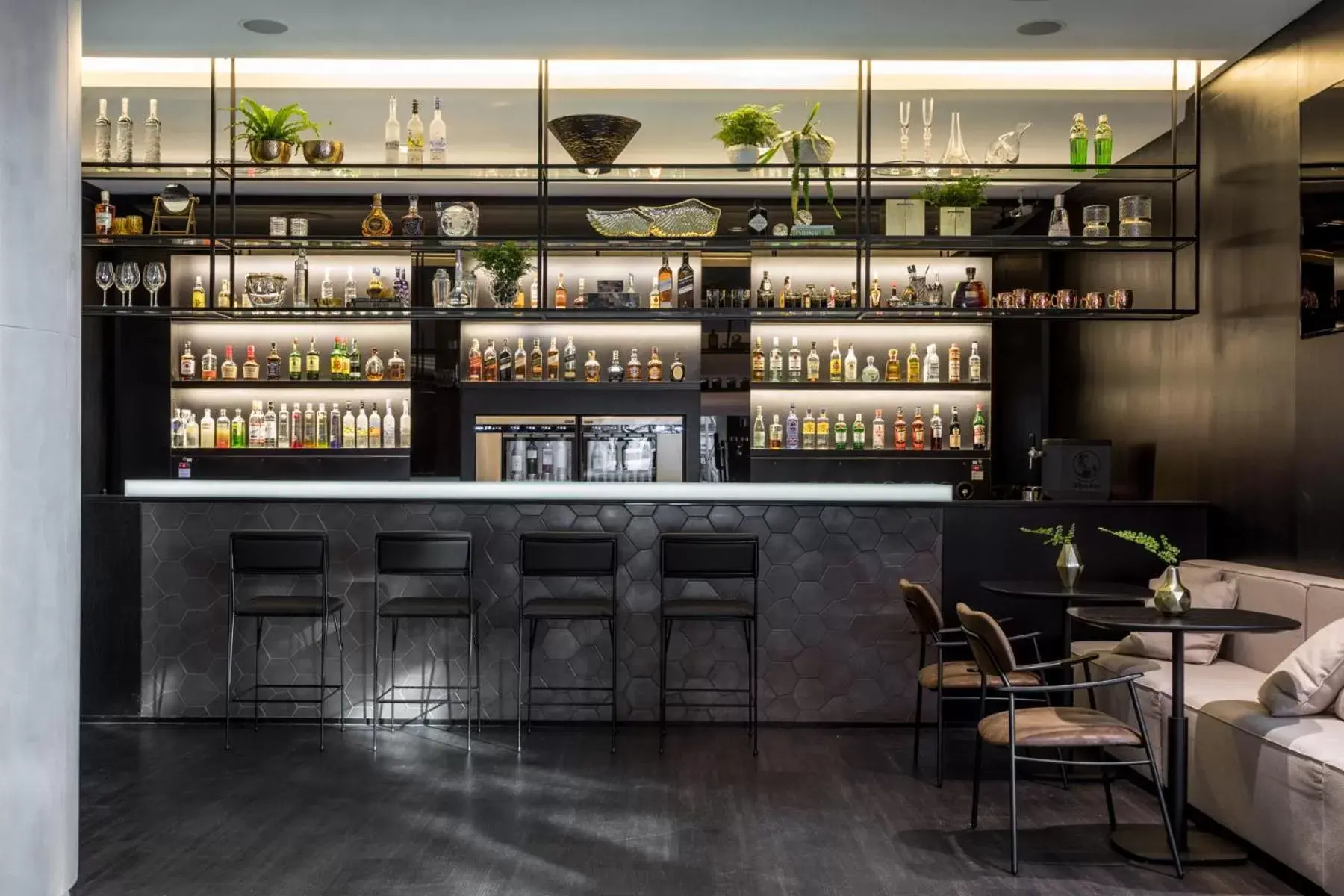 Lounge or bar in Pullman Sao Paulo Ibirapuera Lounge or bar in Pullman Sao Paulo Ibirapuera