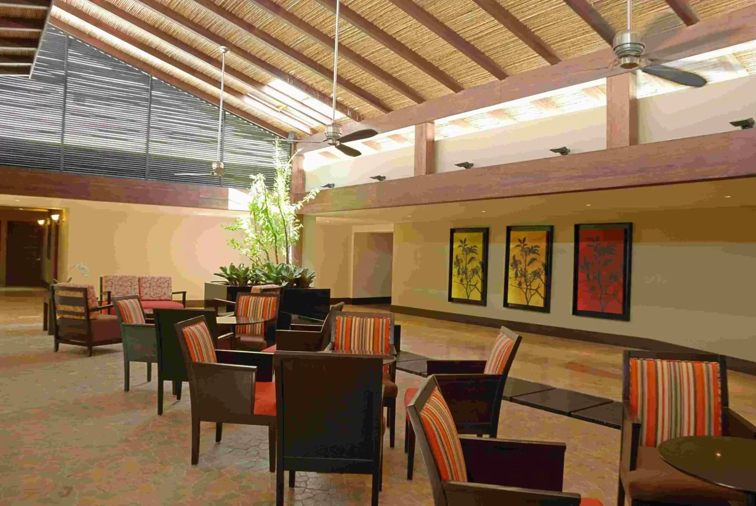 Patio, Restaurant/Places to Eat in Wyndham San Jose Herradura