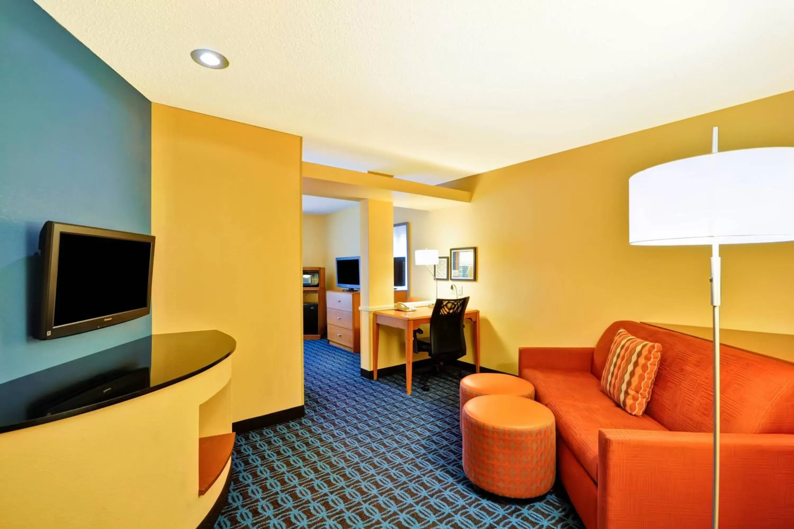 Living room, Seating Area in Fairfield Inn & Suites Dallas Medical/Market Center