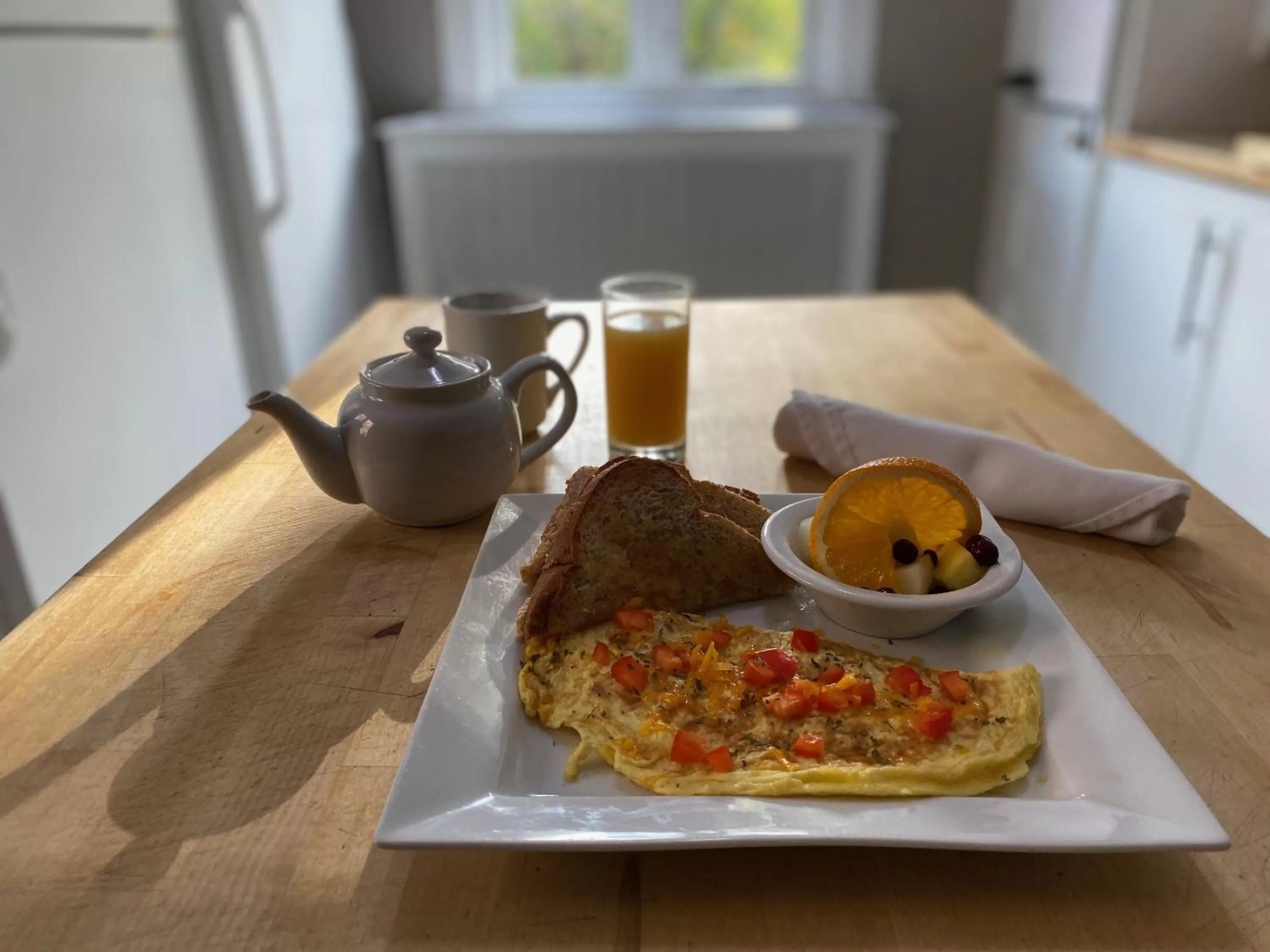 Food and drinks in Leaside Manor