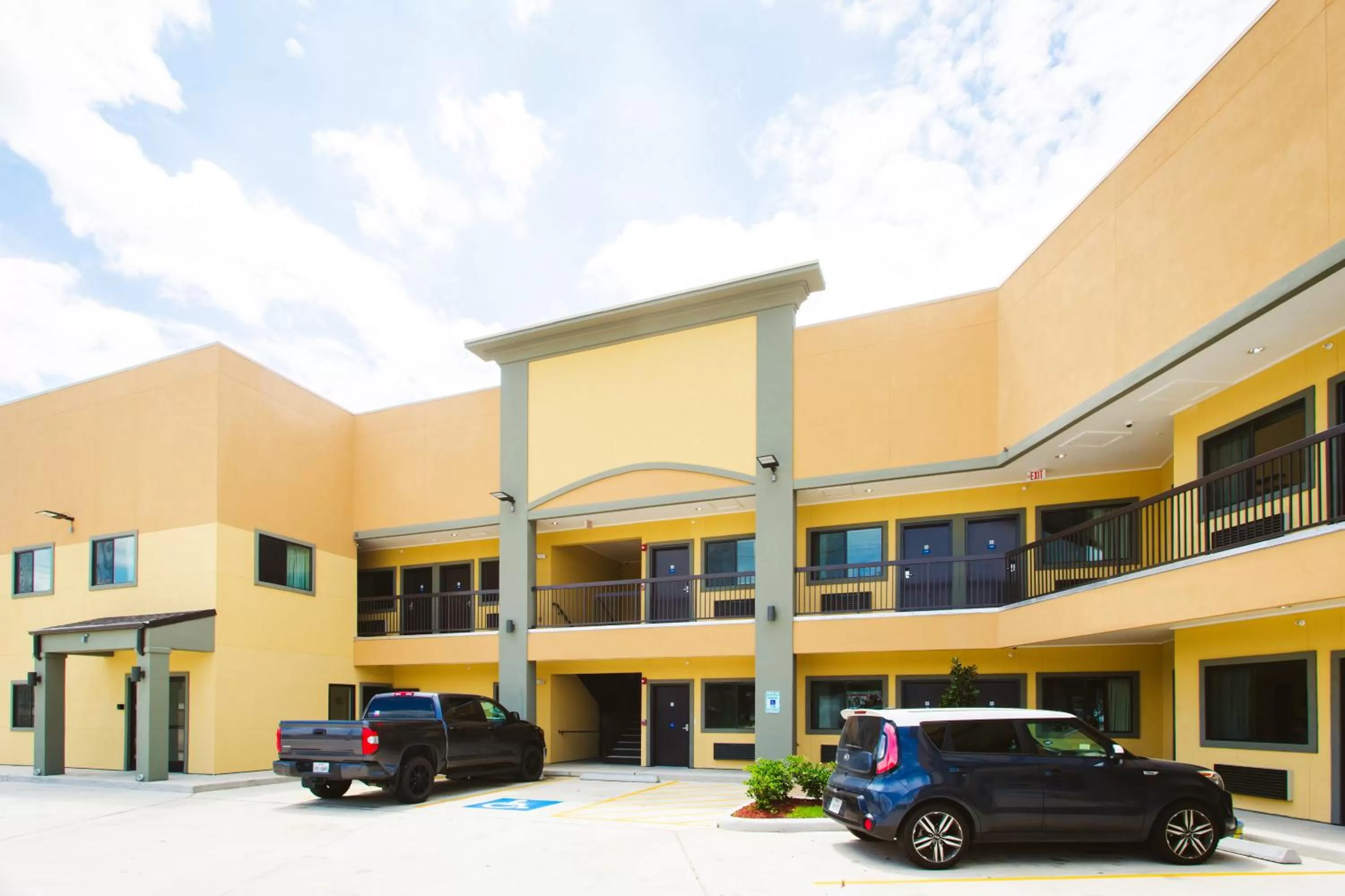 scottish inn & suites