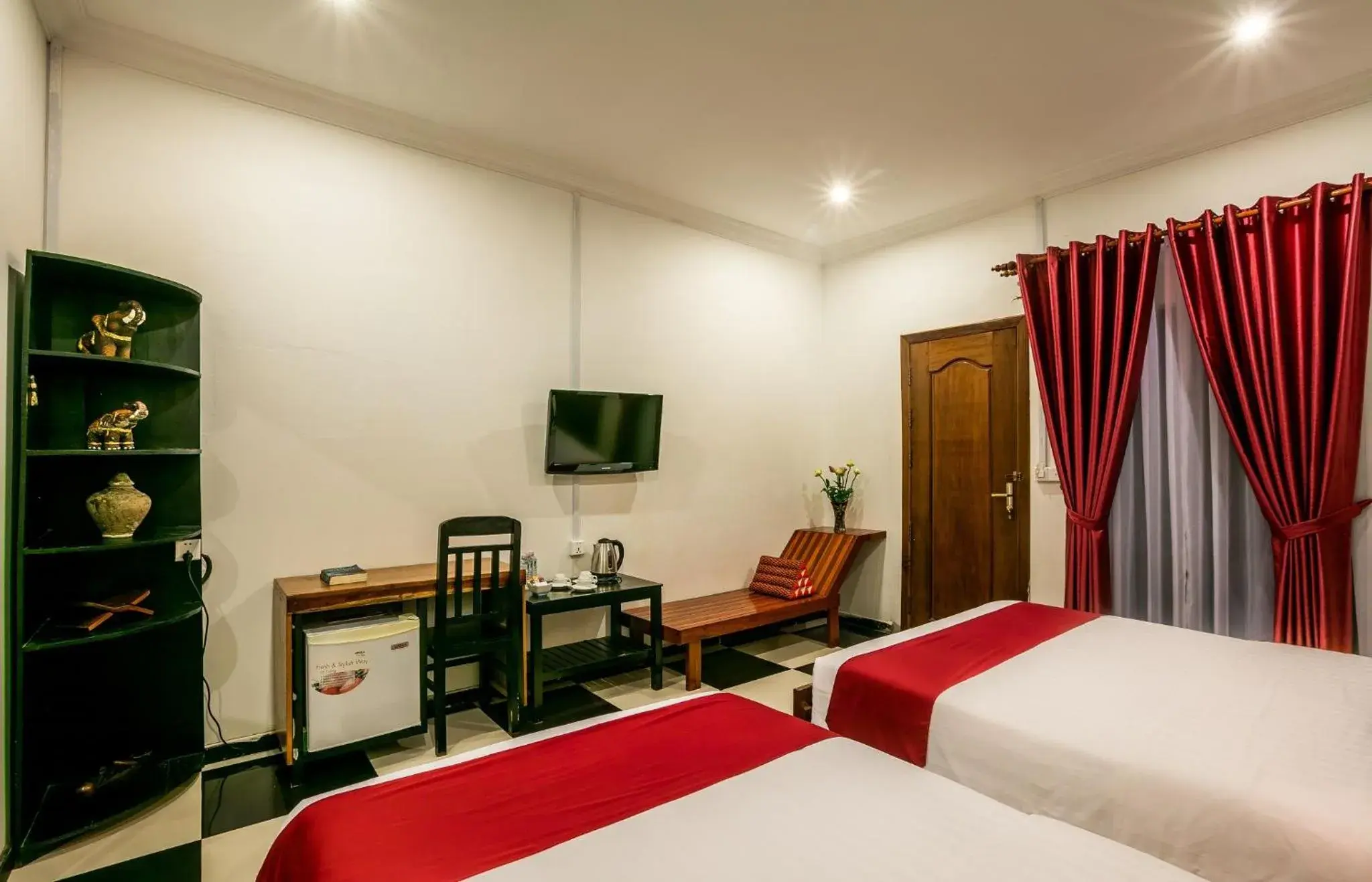 Photo of the whole room in Asanak D'Angkor Boutique Hotel