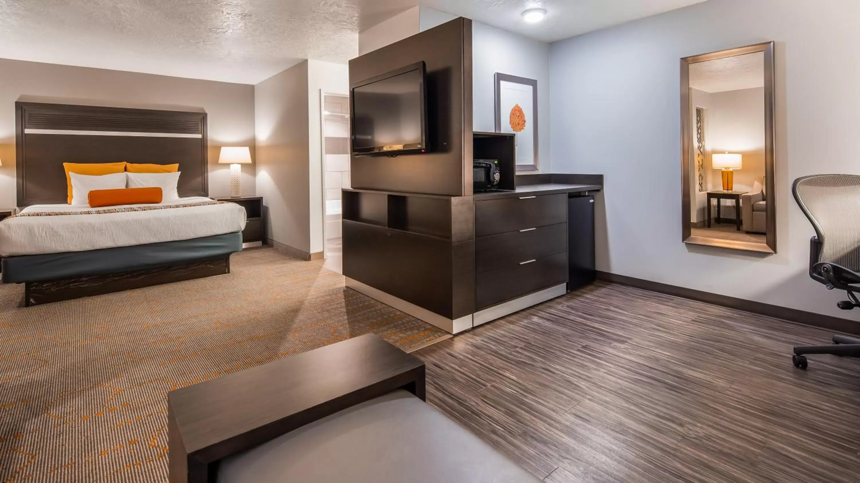 King Suite with Two King Beds - Non-Smoking - Not Pet Friendly in Best Western Corvallis King Suite with Two King Beds - Non-Smoking - Not Pet Friendly in Best Western Corvallis