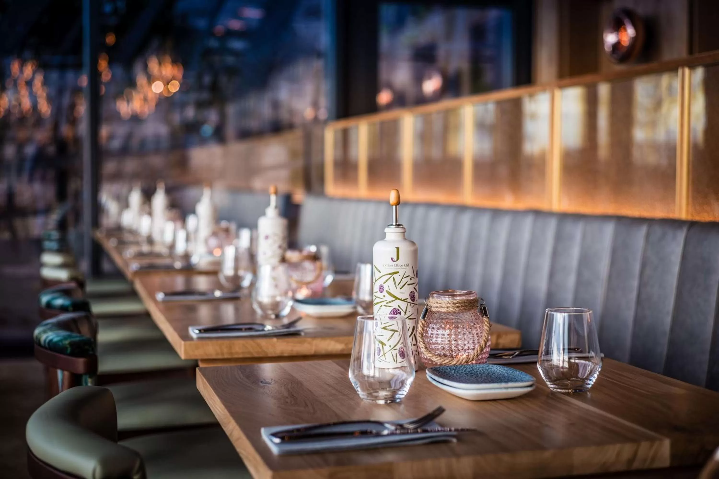 Restaurant/places to eat in Hyatt Regency Köln