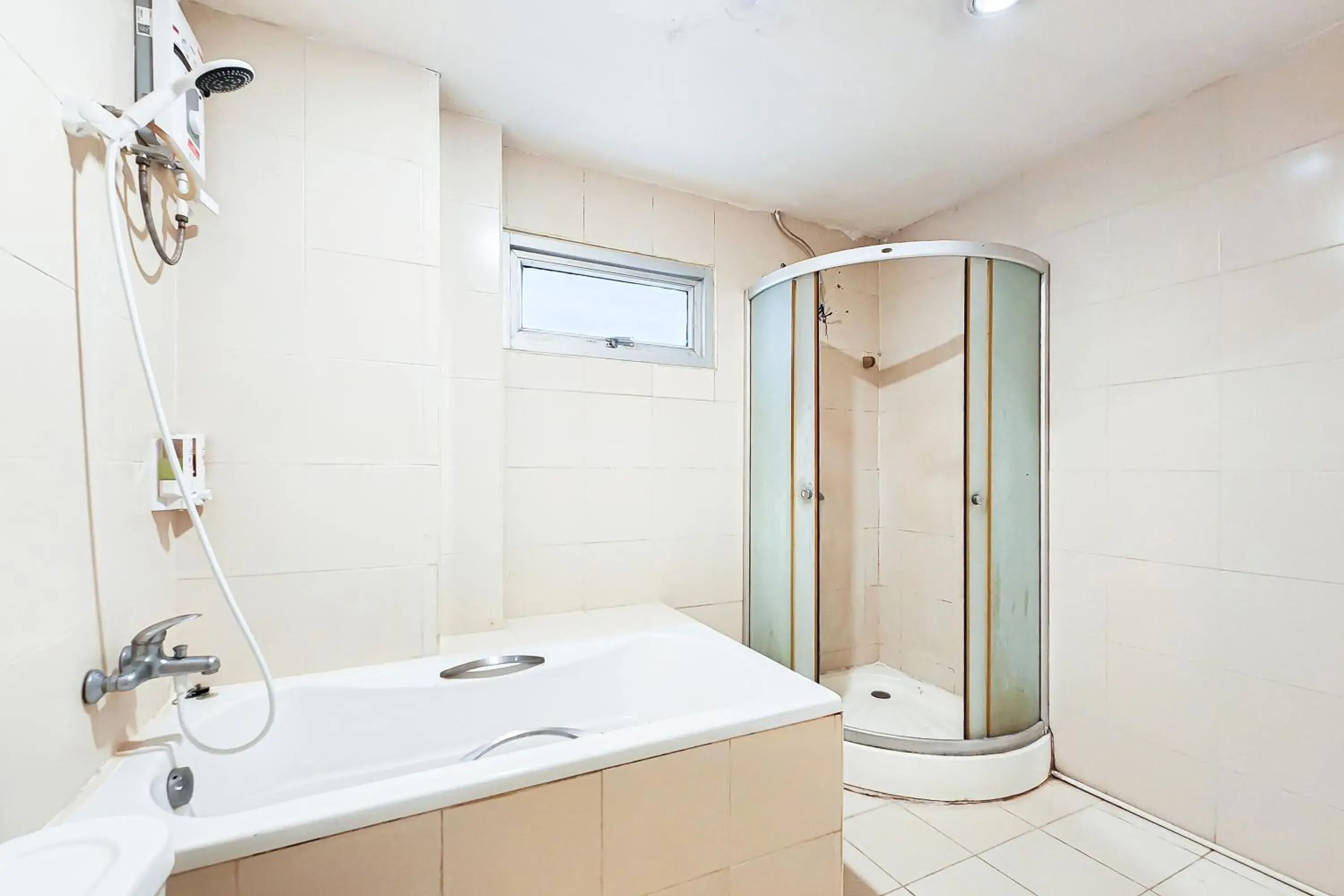 Shower, Bathroom in Cordia Residence Sathorn