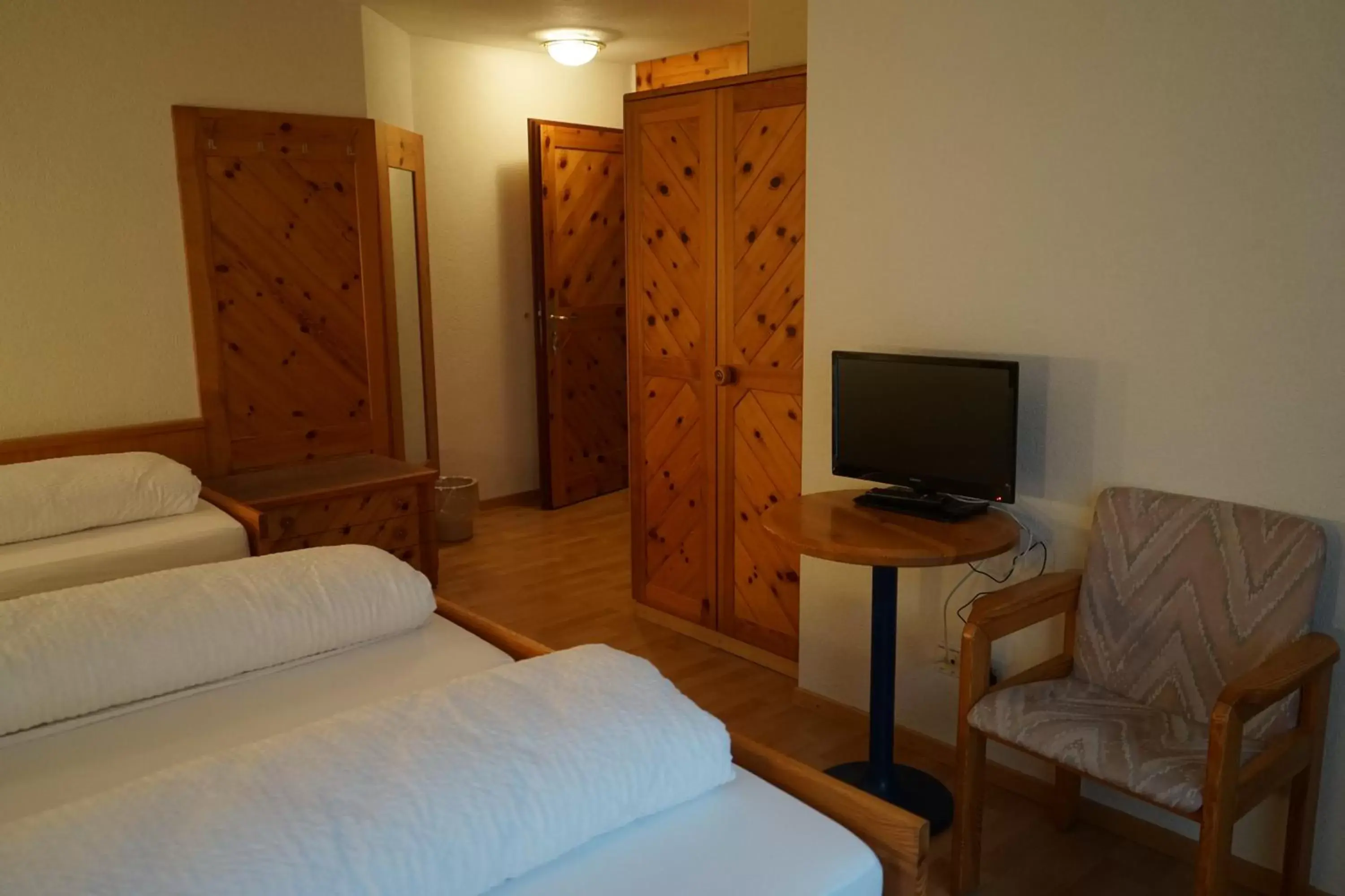 Bedroom, Seating Area in Hotel Schiffahrt