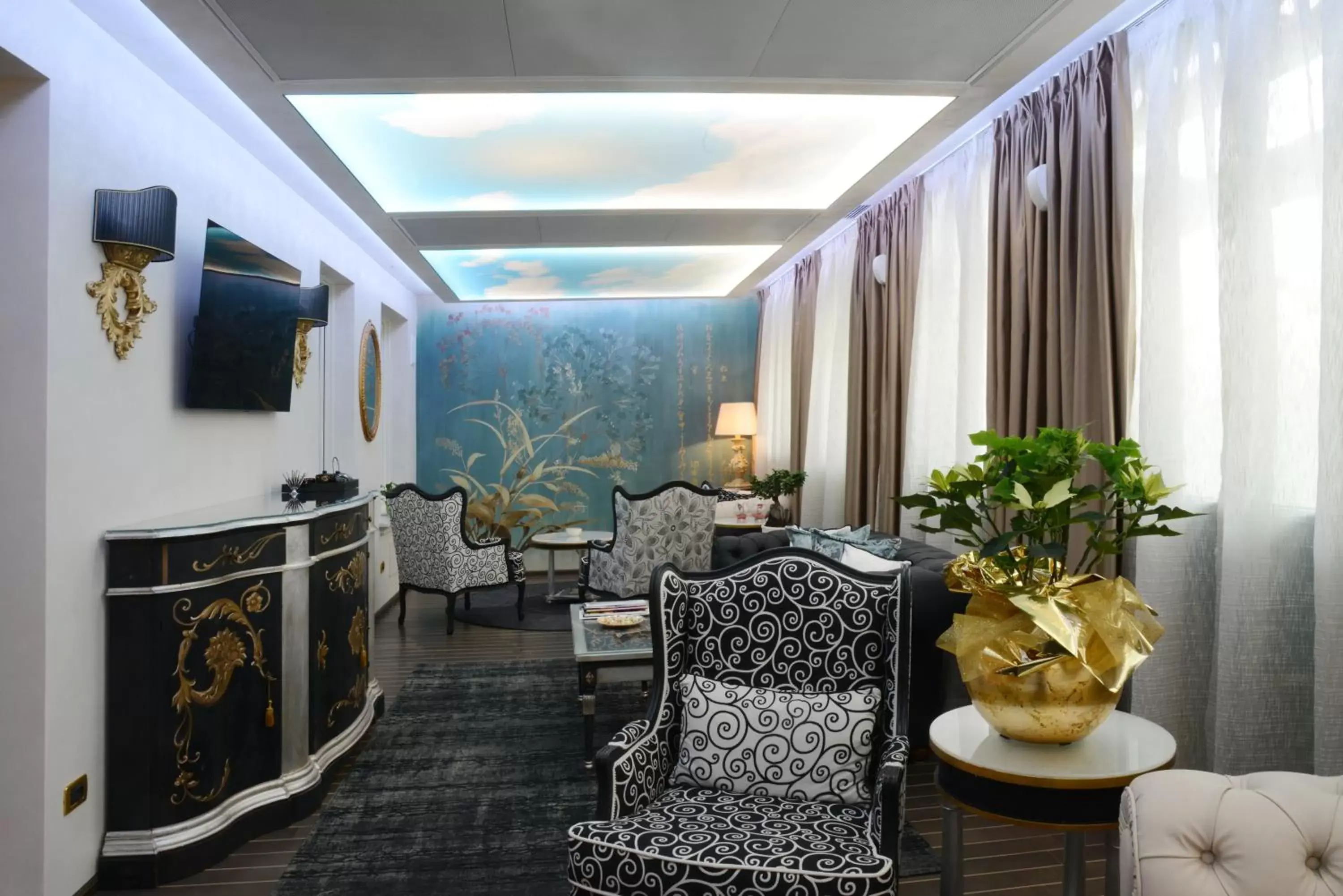 Lounge or bar in Vip's Motel Luxury Accommodation & Spa Lounge or bar in Vip's Motel Luxury Accommodation & Spa
