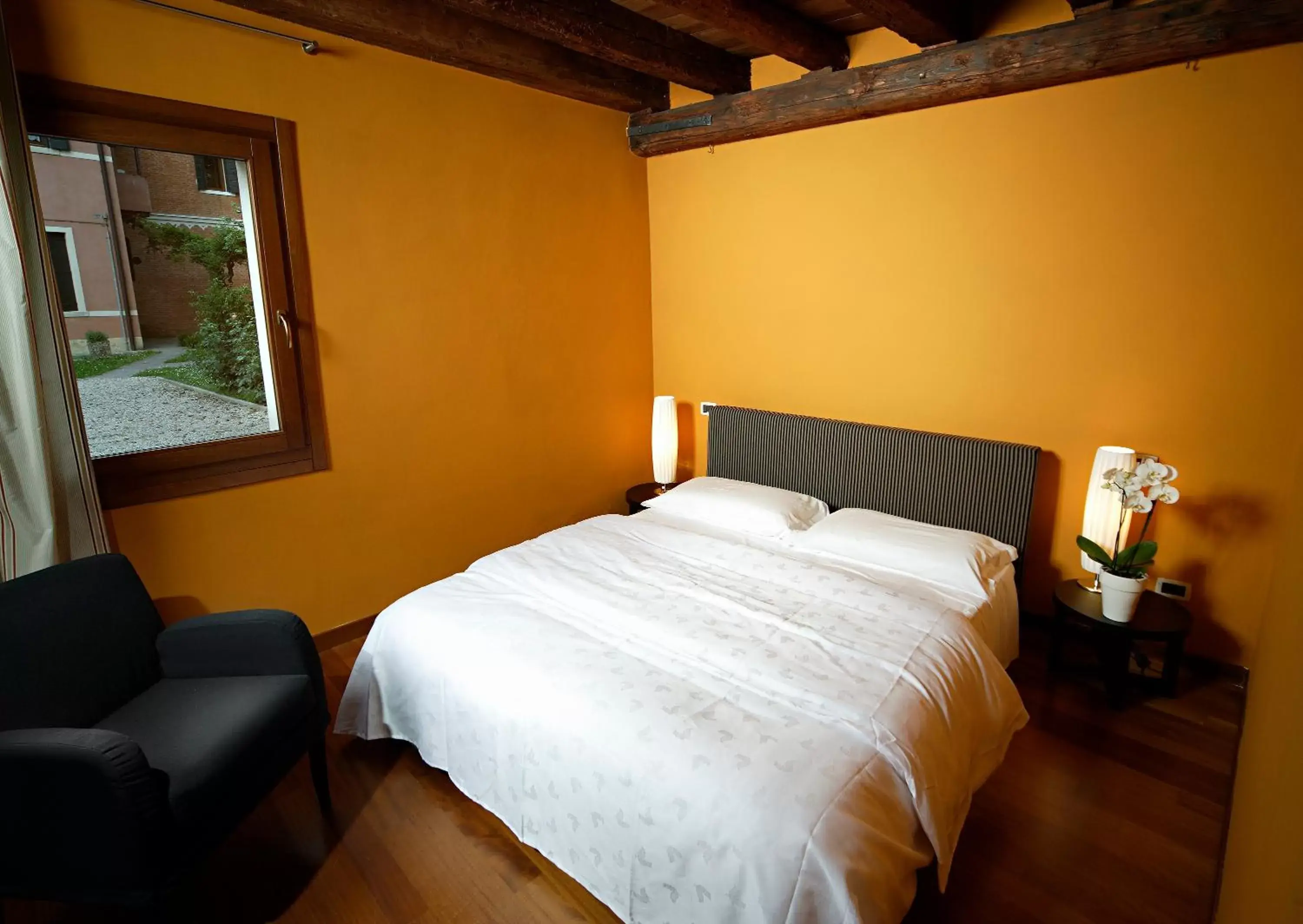 One-Bedroom Apartment in Villa Moro Lin Design Apartments One-Bedroom Apartment in Villa Moro Lin Design Apartments