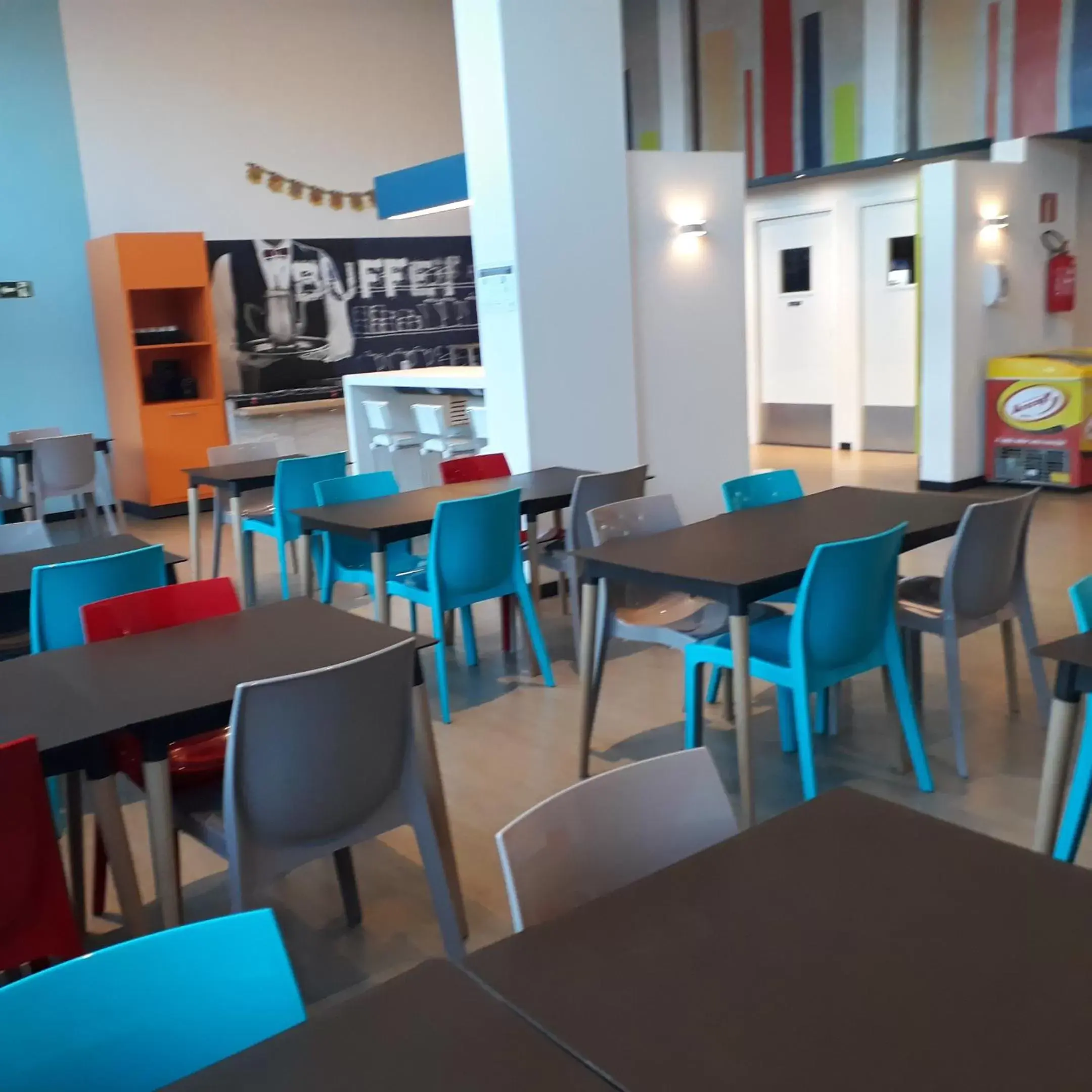 Lounge or bar, Restaurant/Places to Eat in ibis budget Muriae