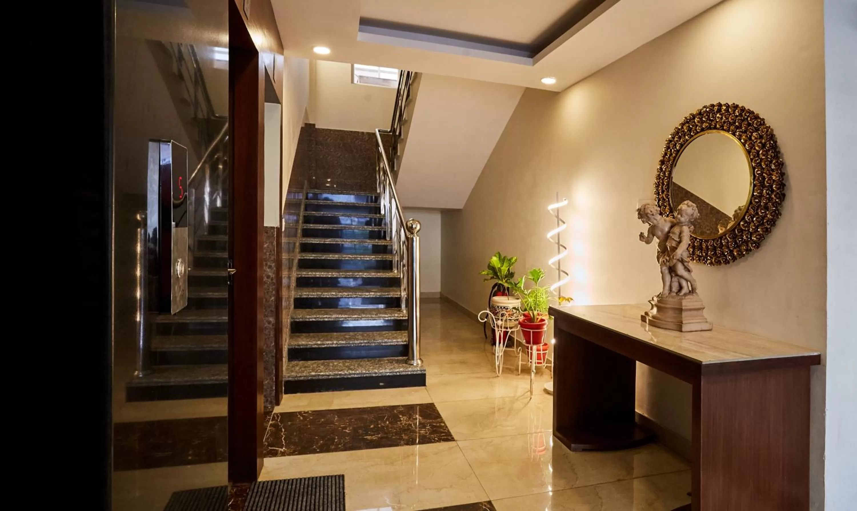 Lobby or reception in Treebo Grand Legacy Elite With Roof Top Cafe