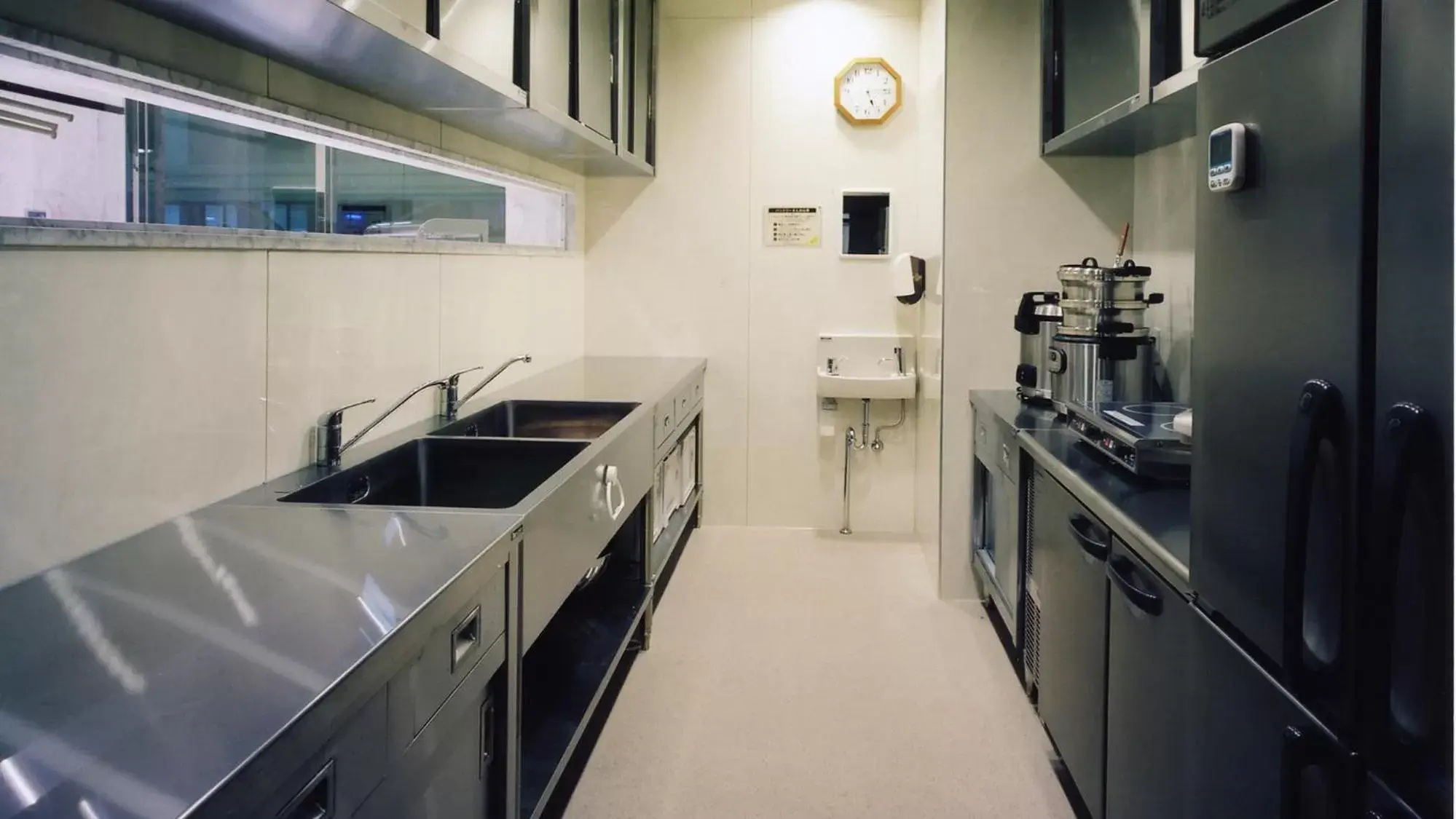 Area and facilities, Kitchen/Kitchenette in Toyoko Inn Kitakami eki Shinkansen guchi