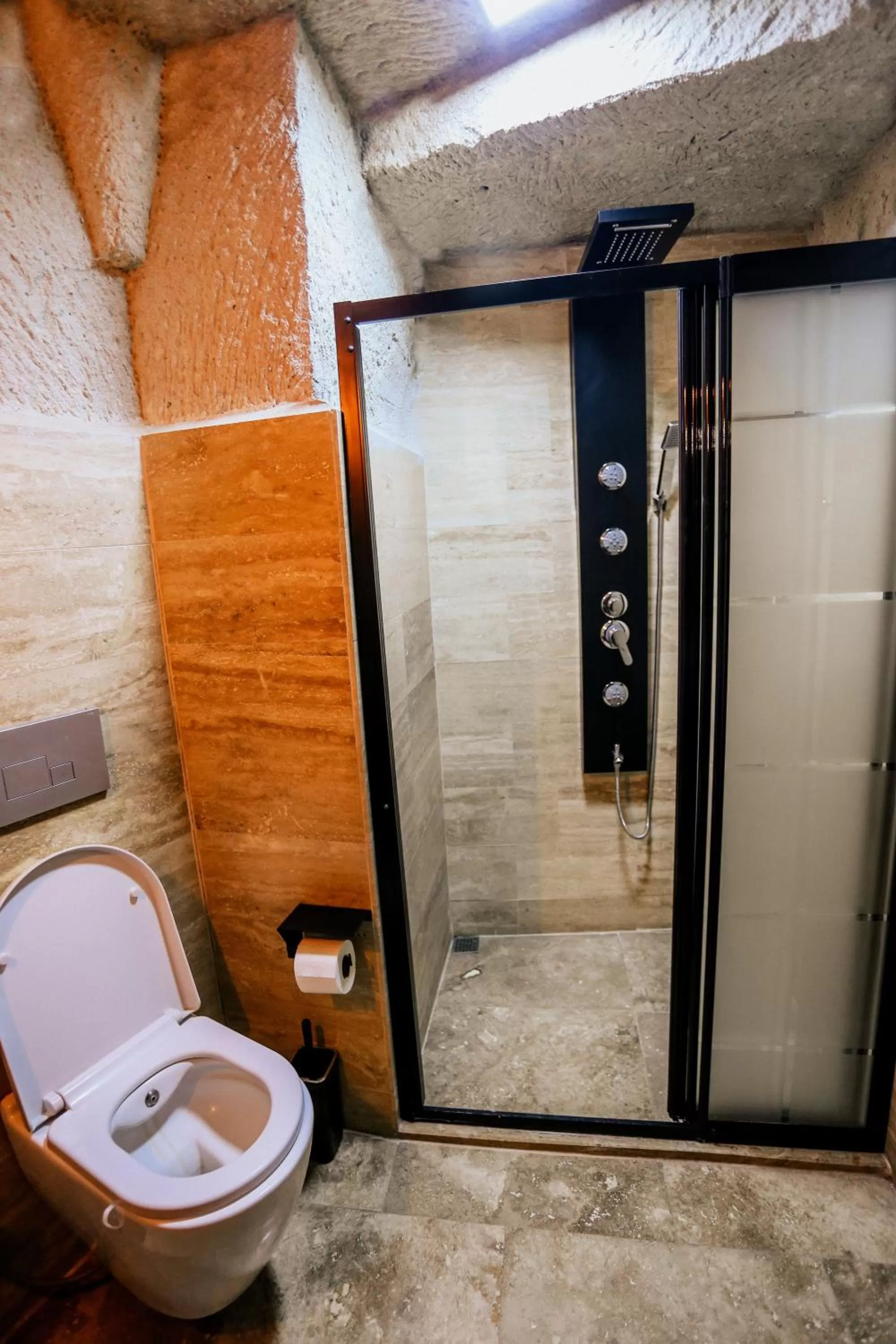 Bathroom in Sunset Cave