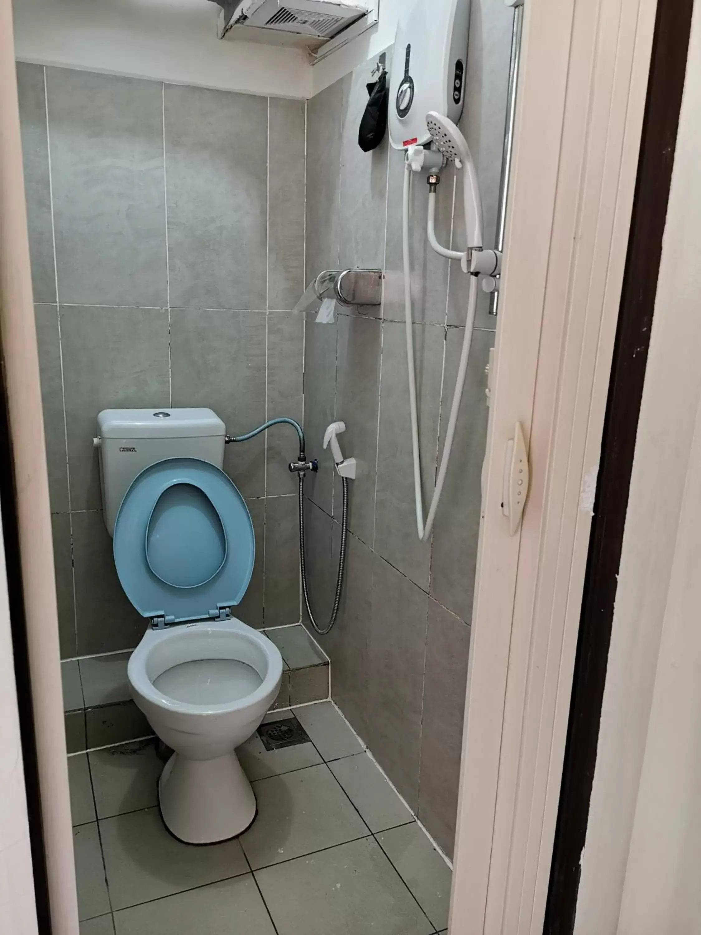 Triple Room with Private Bathroom in Lodge88 ( l l ) Triple Room with Private Bathroom in Lodge88 ( l l )