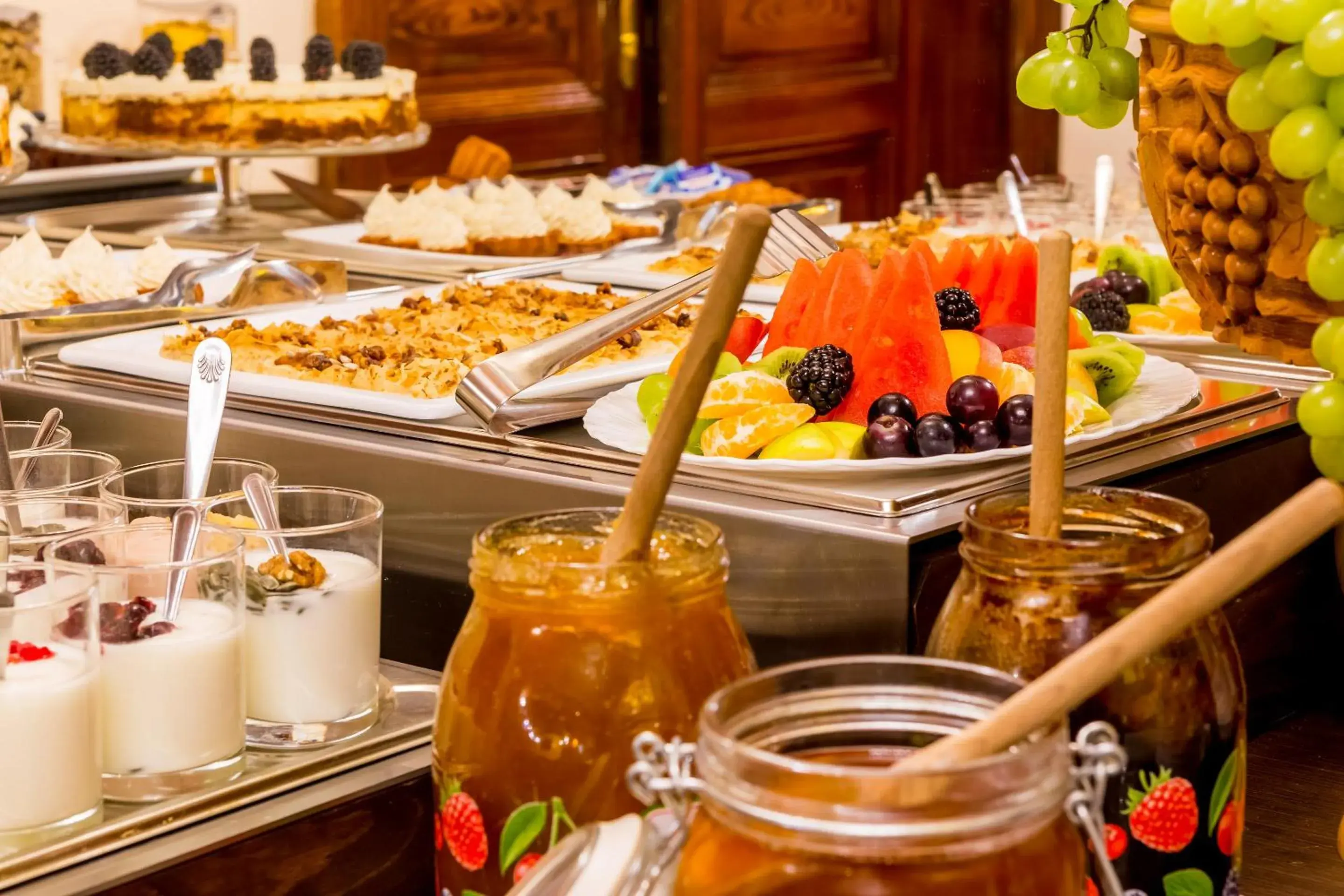 Breakfast, Food in Myo Hotel Caruso