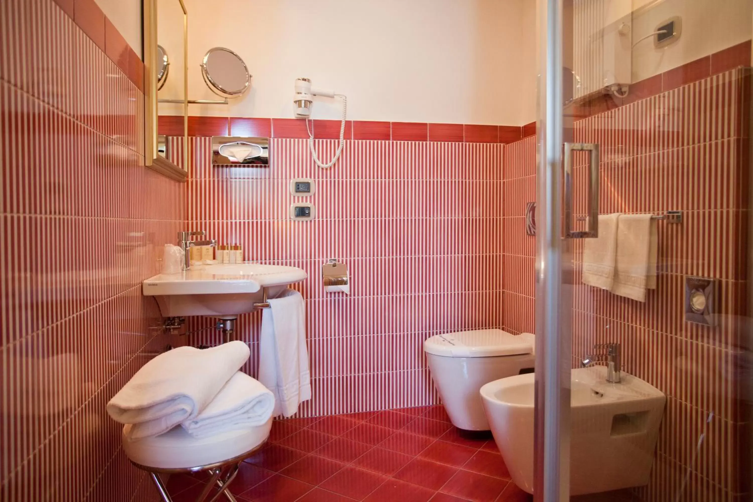 Bathroom in Hotel Cavour