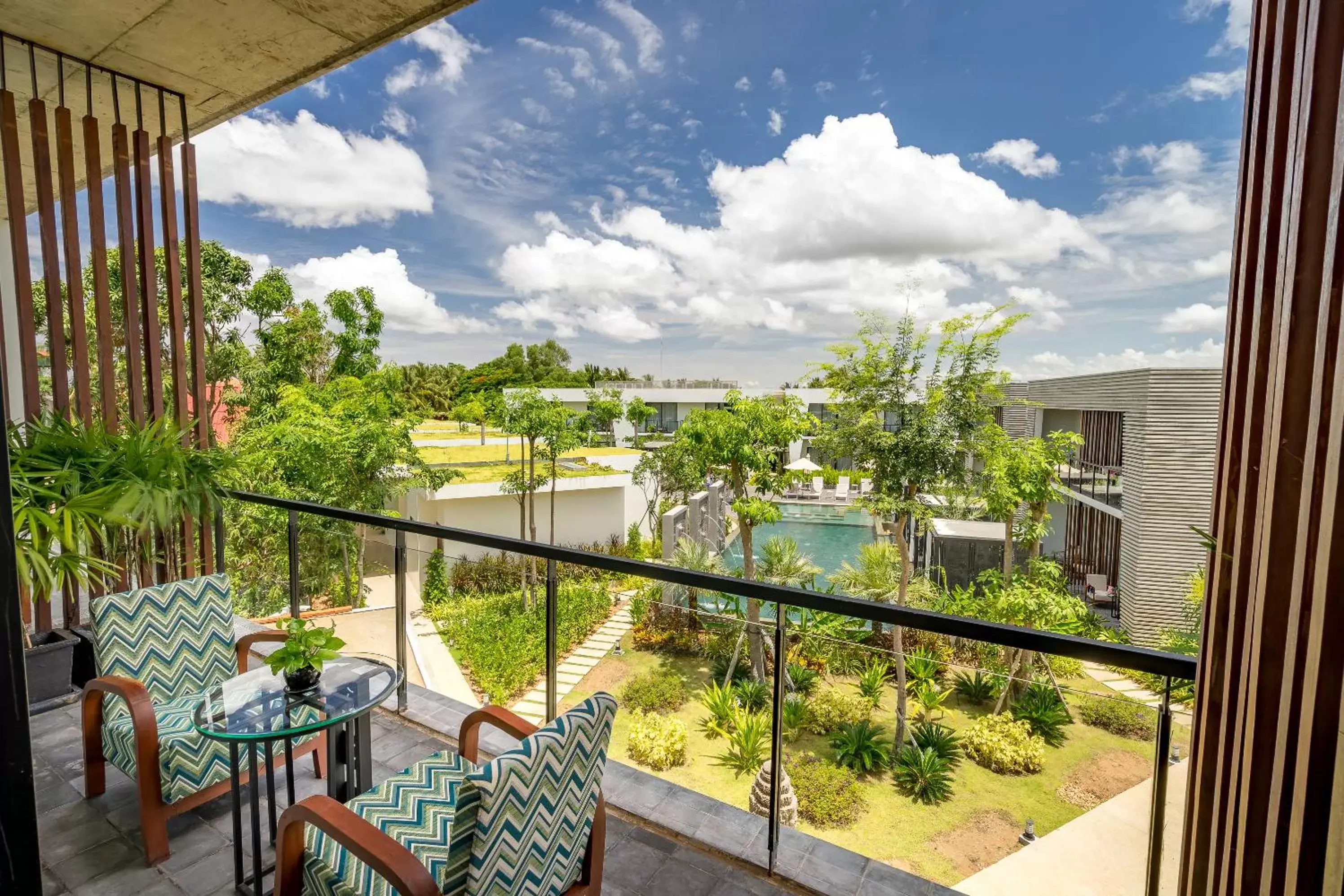 Garden, Balcony/Terrace in Metta Residence & Spa