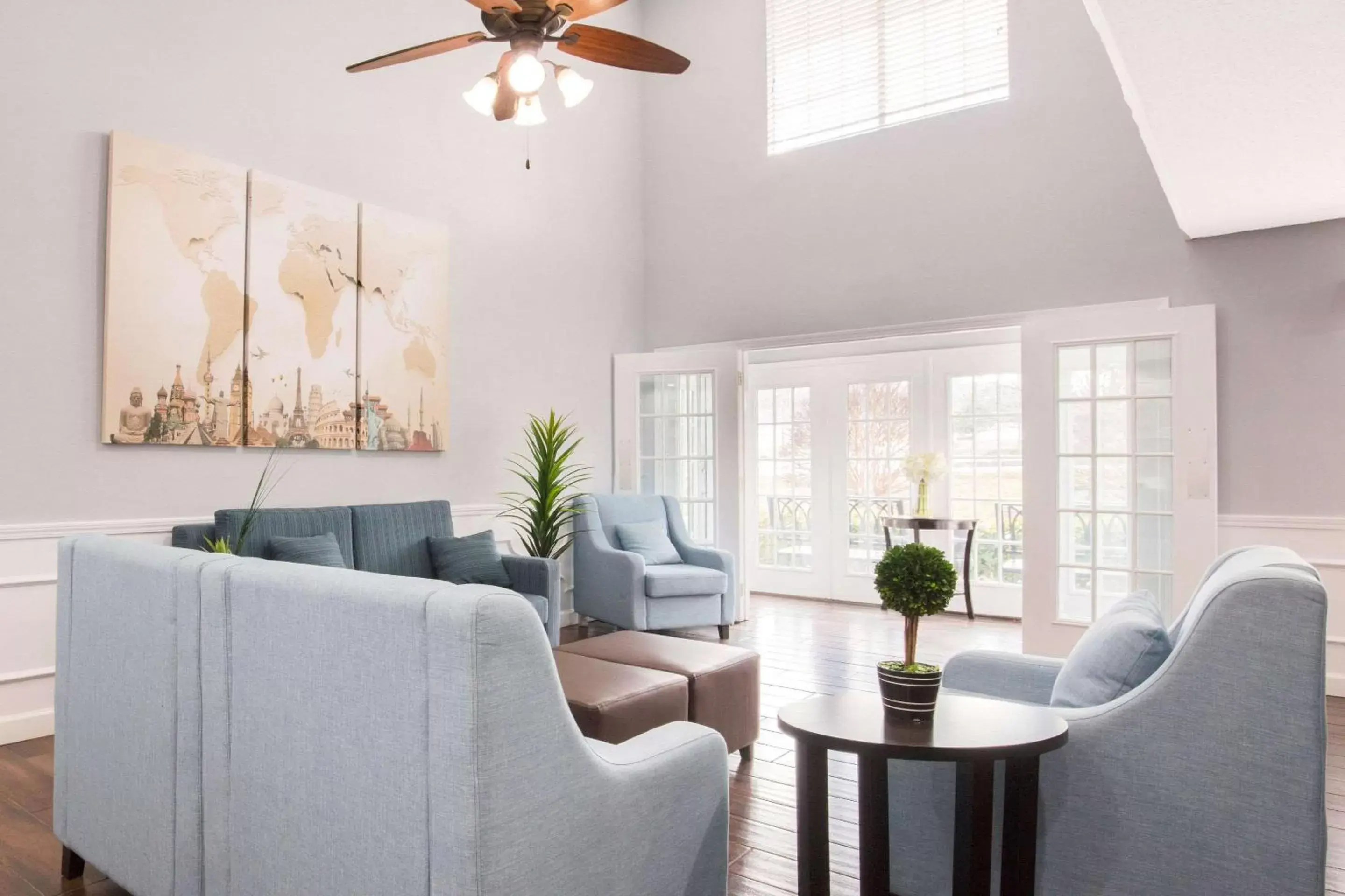 Lobby or reception in Quality Inn Trussville I-59 exit 141 Lobby or reception in Quality Inn Trussville I-59 exit 141