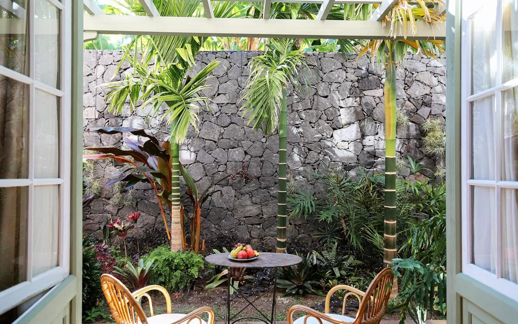 Inner courtyard view in Hotel Hacienda de Abajo-Adults Only-Lujo