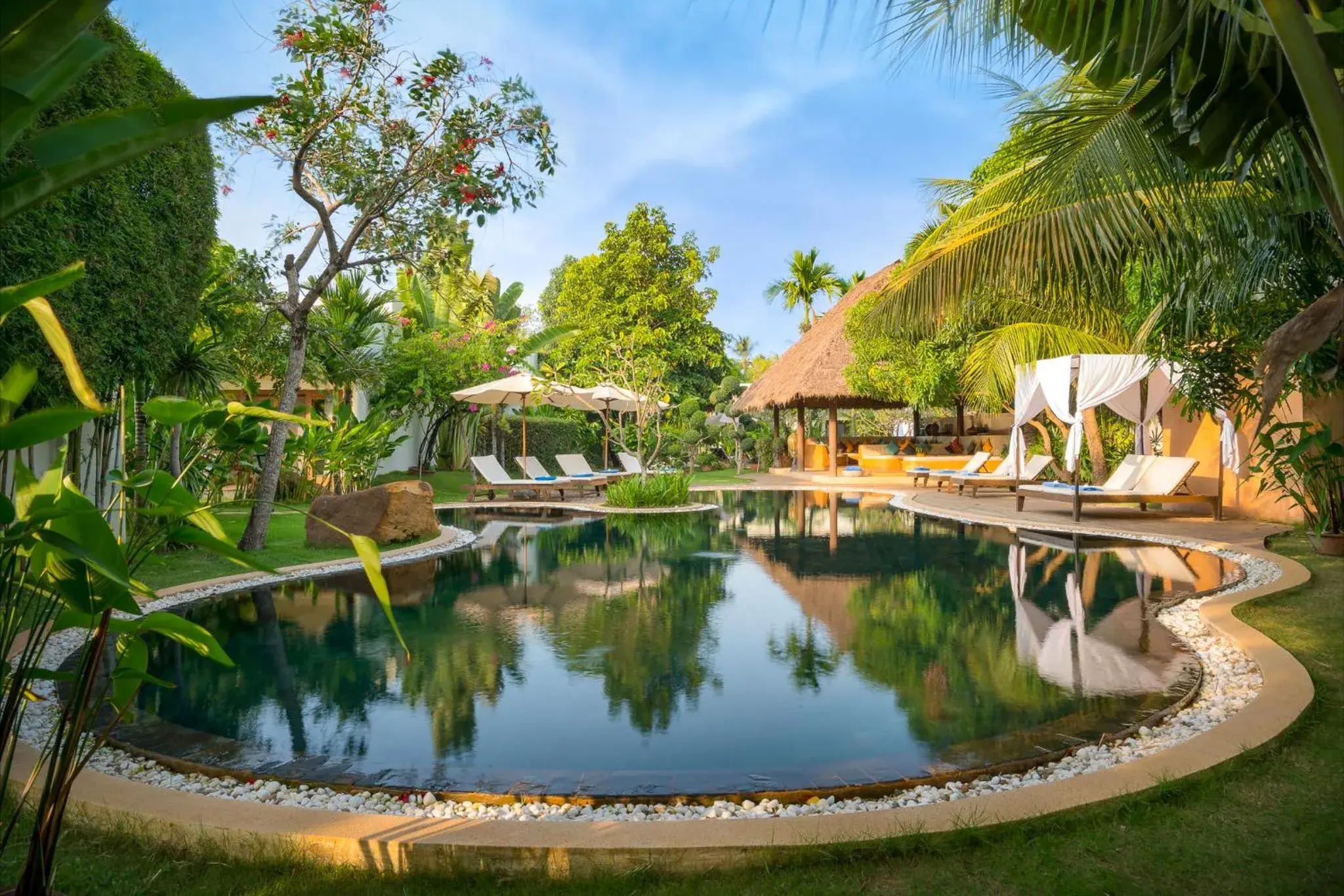 Property building, Swimming Pool in Navutu Dreams Resort & Wellness Retreat