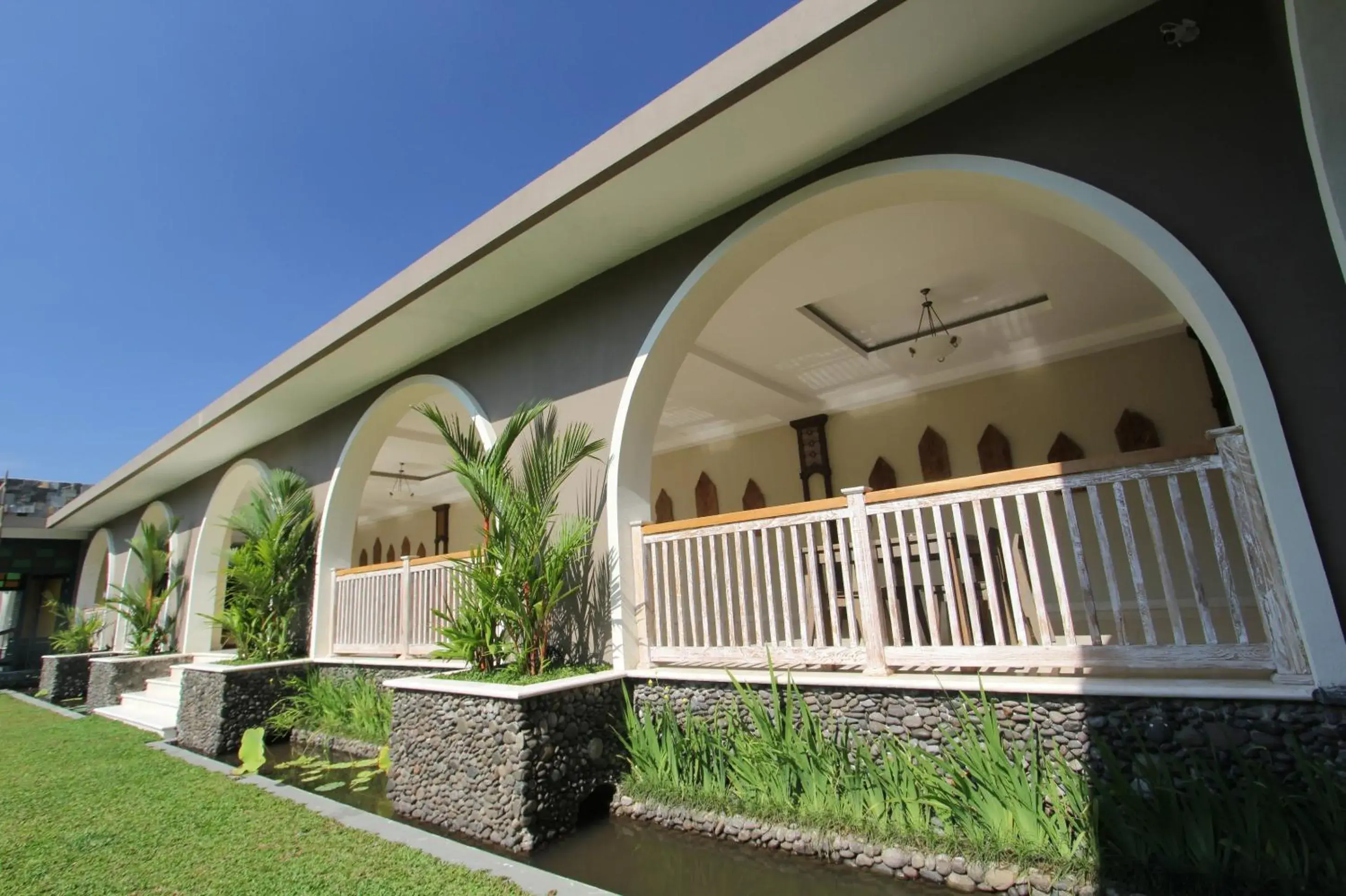 Garden in The Westlake Resort Yogya