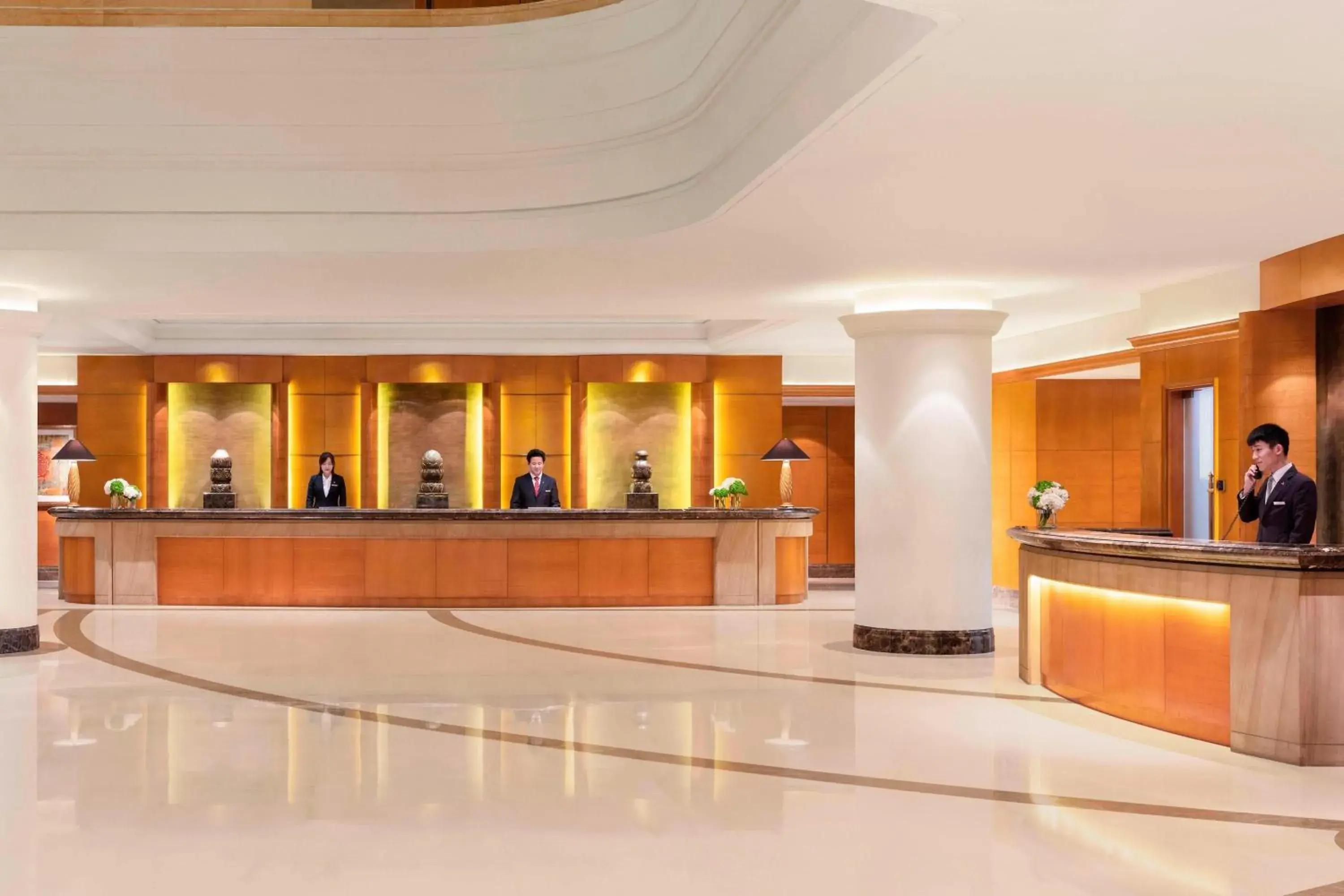 Lobby or reception, Lobby/Reception in Shanghai Marriott Hotel Hongqiao