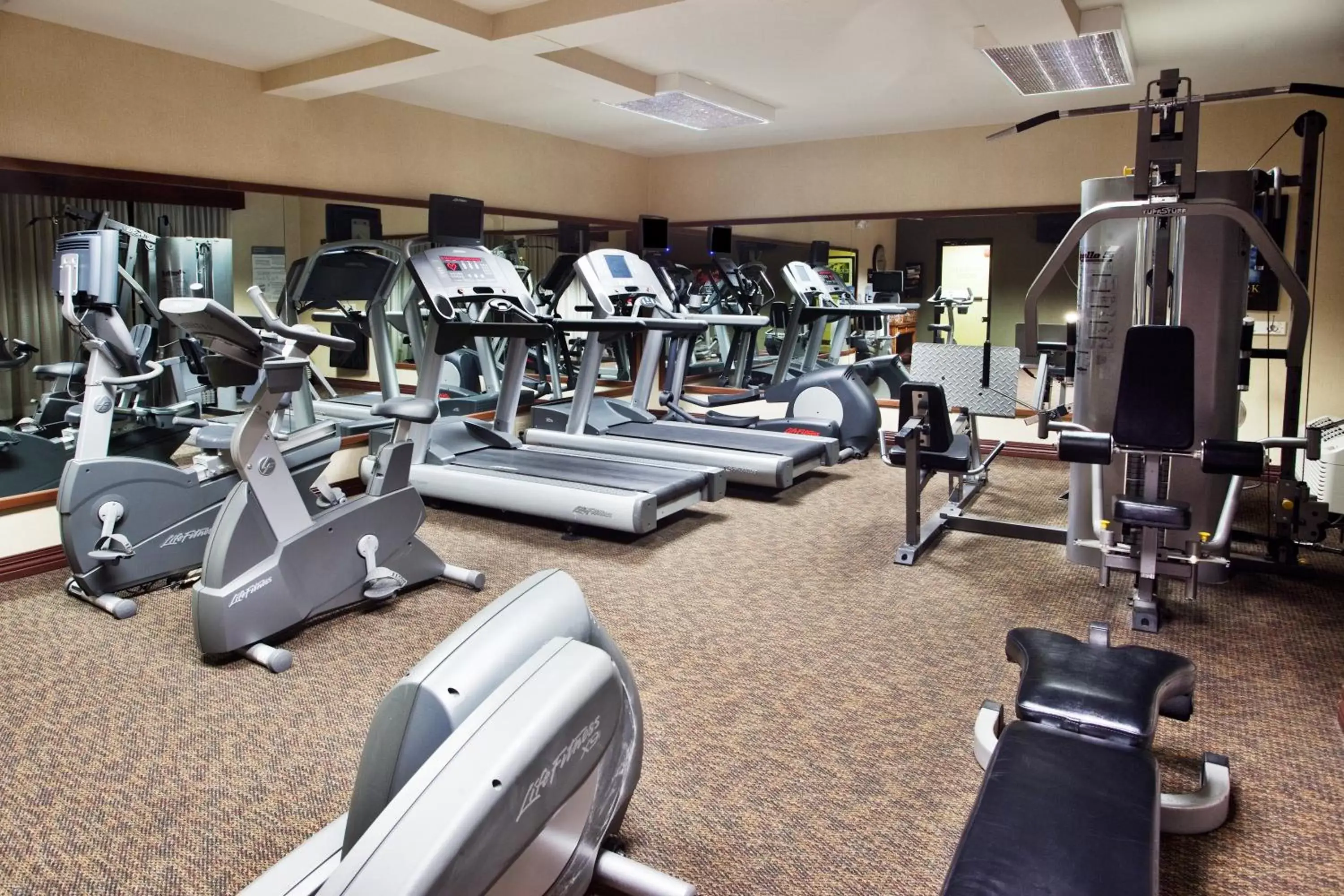 Fitness centre/facilities, Fitness Center/Facilities in Ramada by Wyndham Cleveland Independence