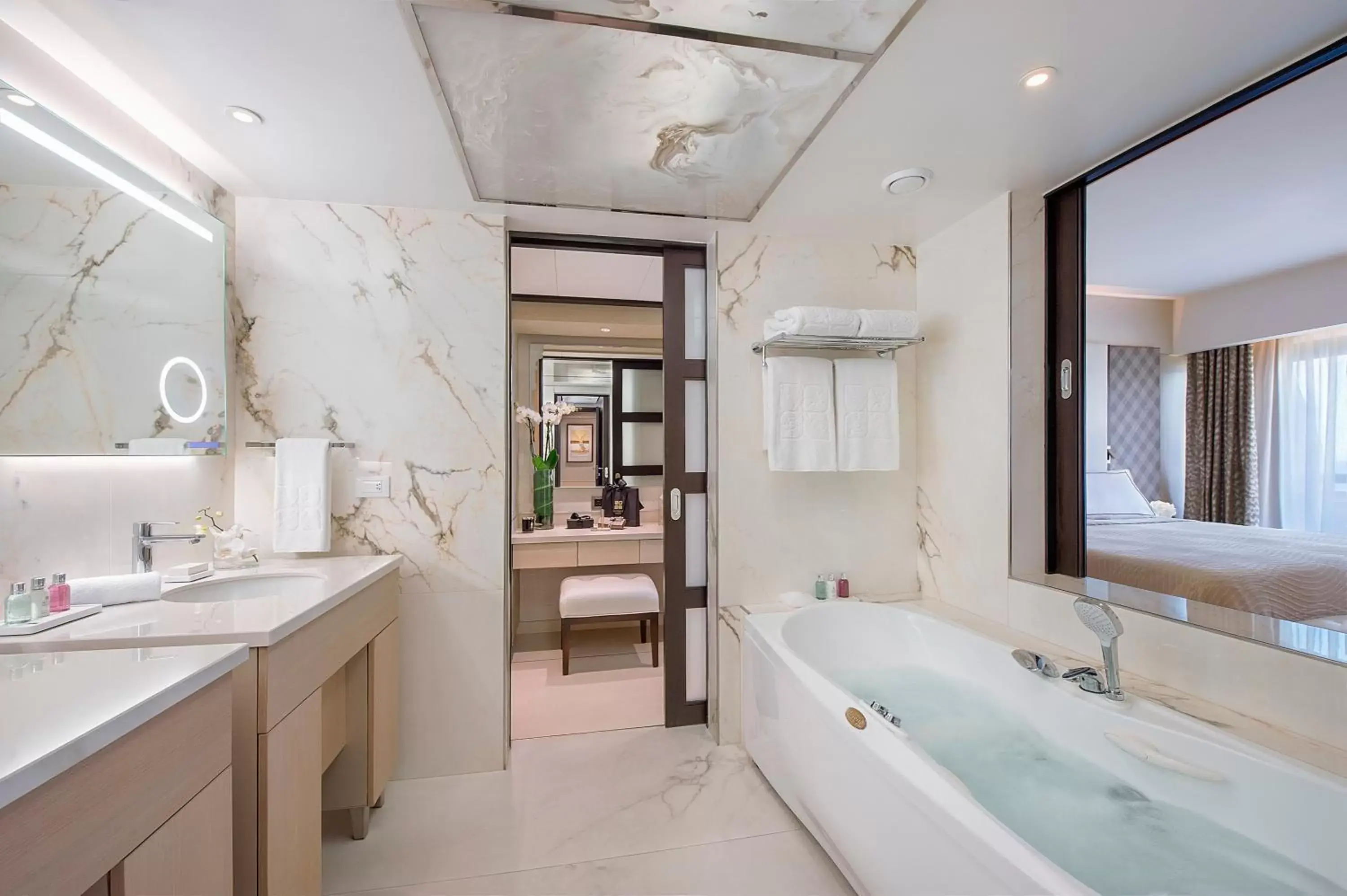 Bathroom in Four Seasons Hotel