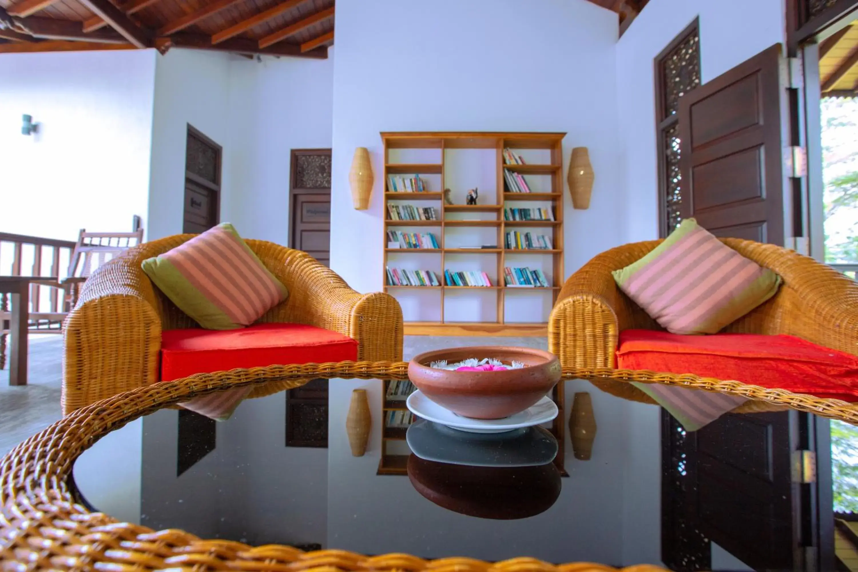 Library, Seating Area in Niyagama House