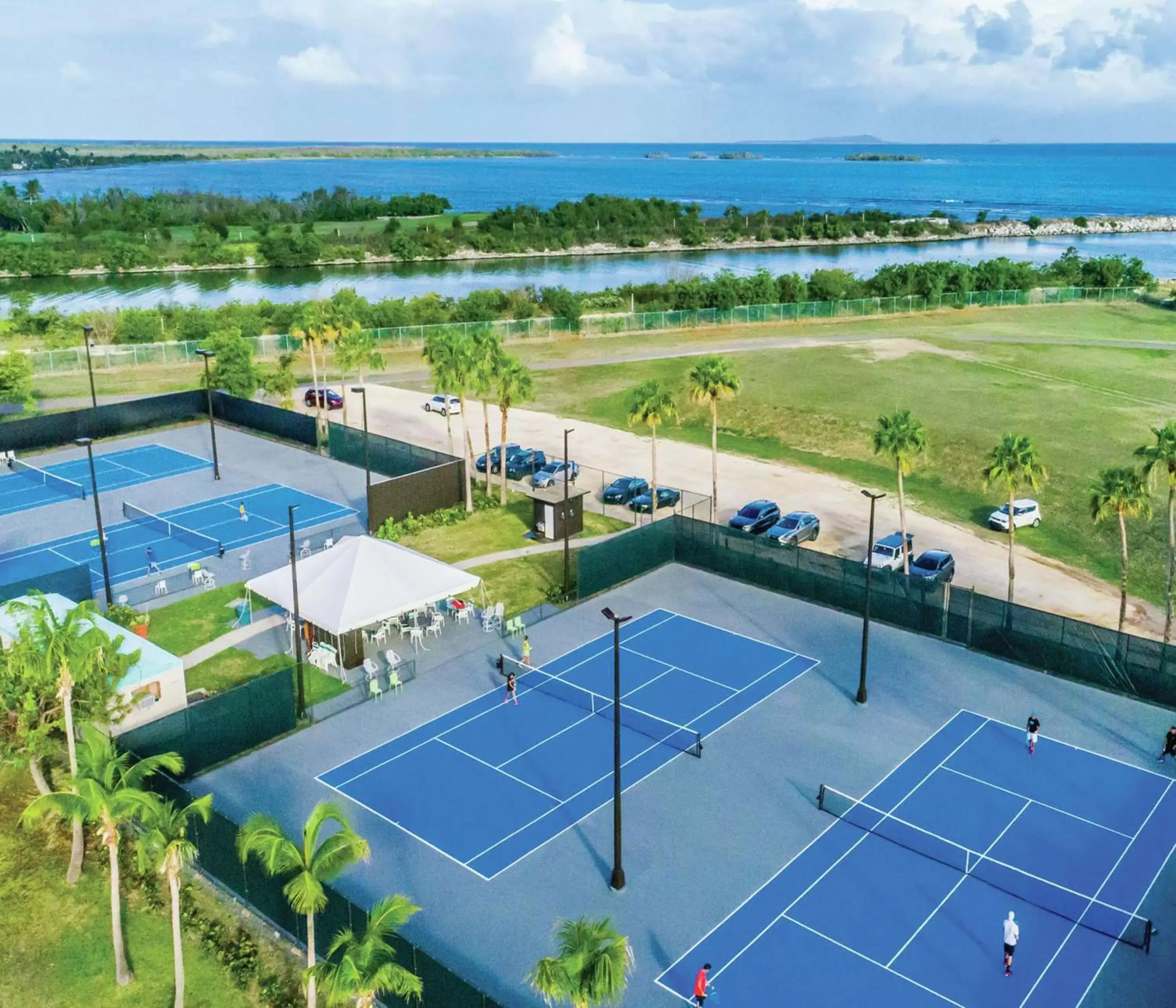 Sports, Tennis/Squash in Hilton Ponce Golf & Casino Resort