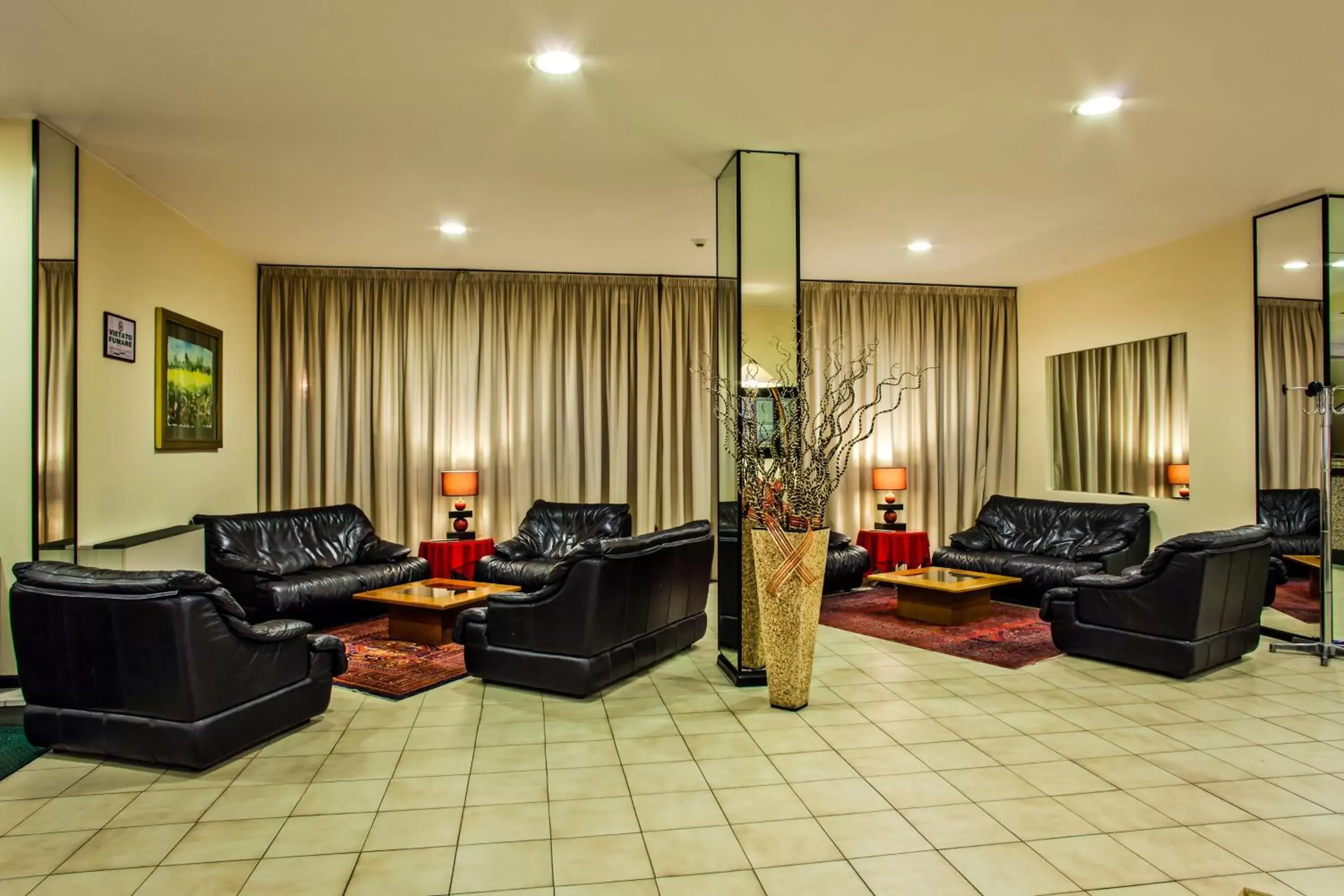 Lounge or bar, Seating Area in Hotel Quadrifoglio