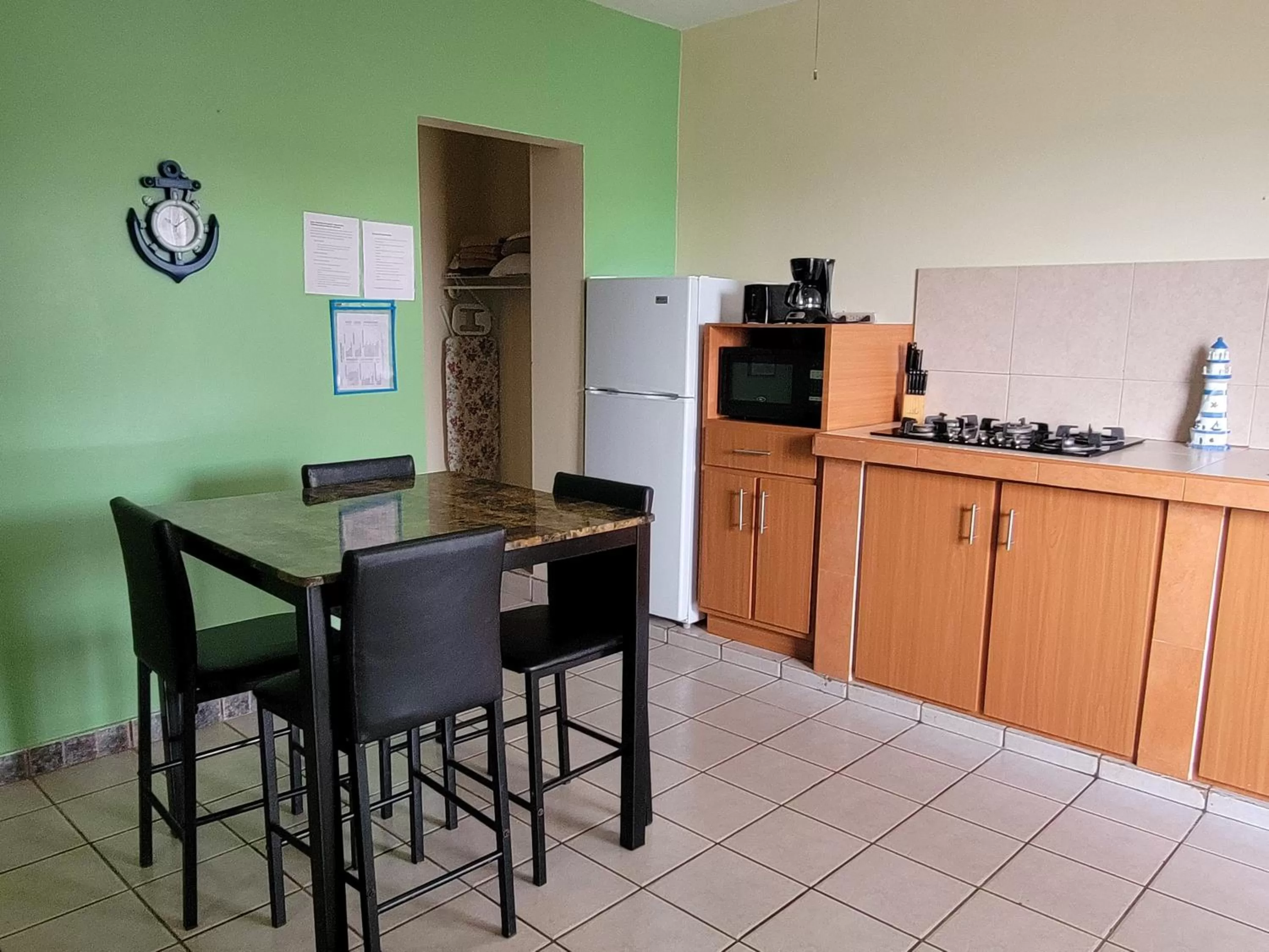 minibar in Aguada of the Seas