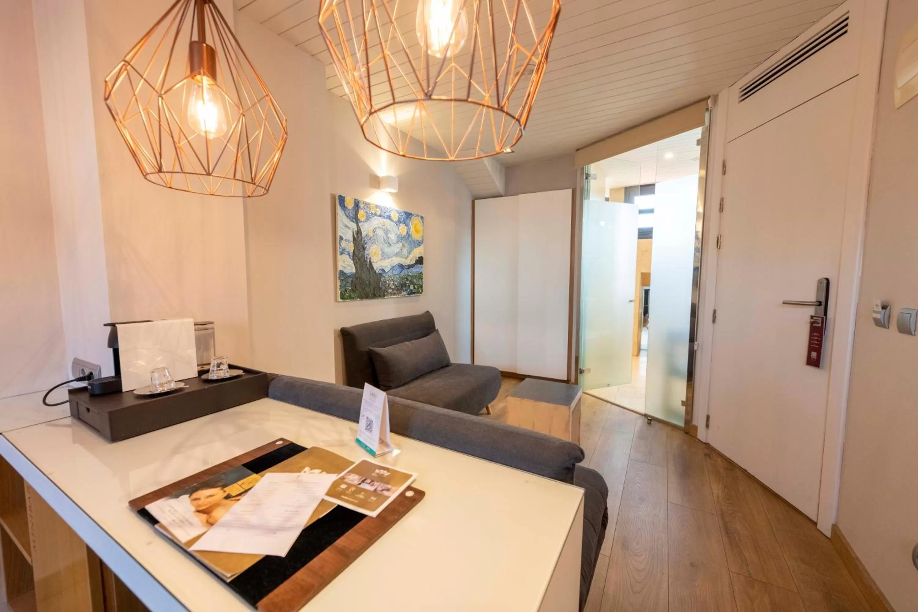 Photo of the whole room in Hotel Fruela