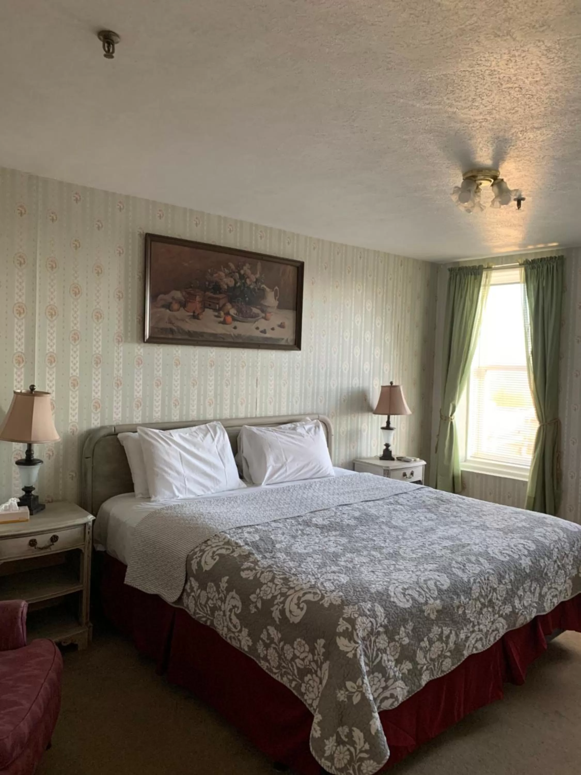 Photo of the whole room, Bed in Hotel Gunter